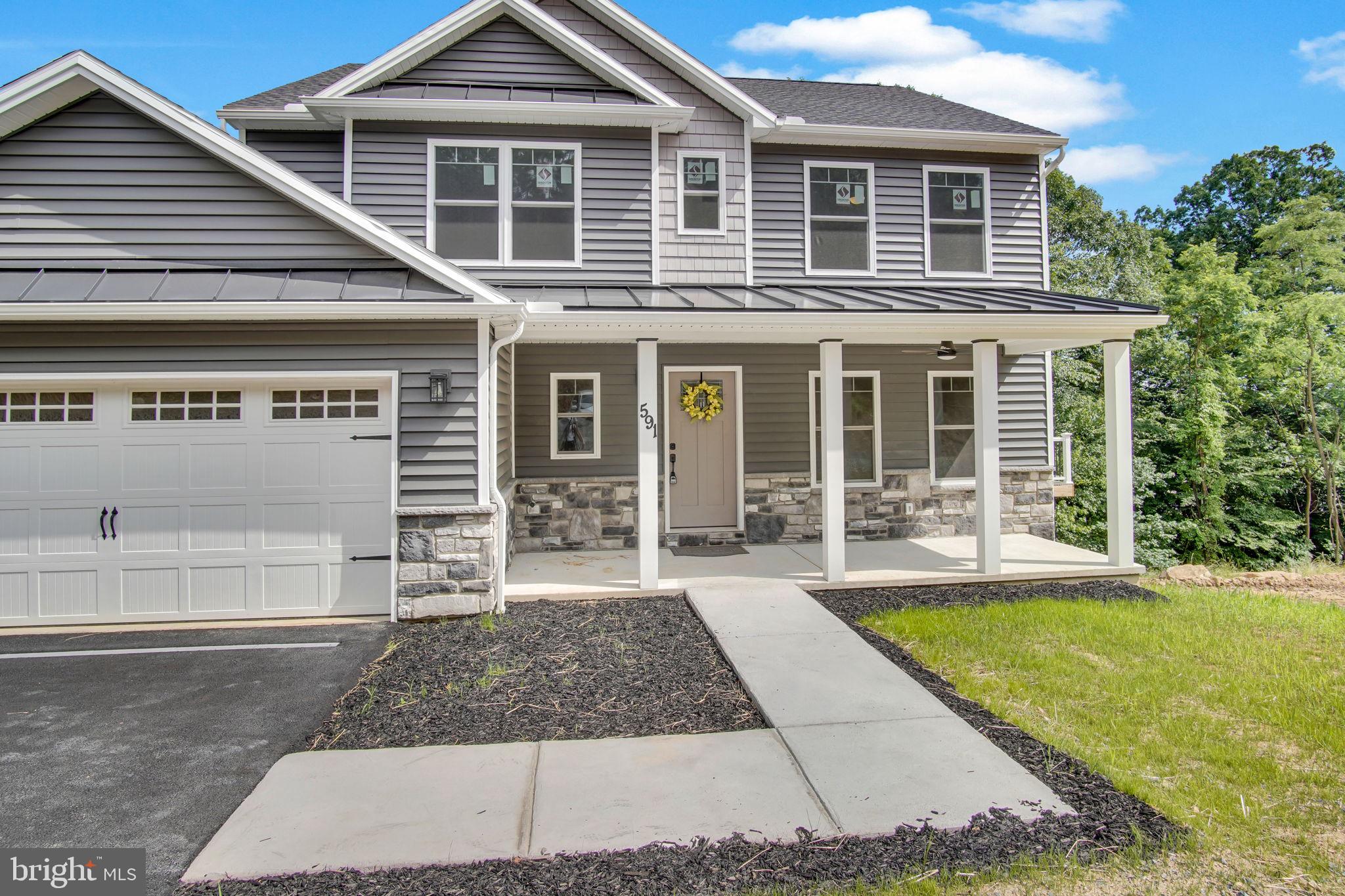 RIVER BEND - Residential