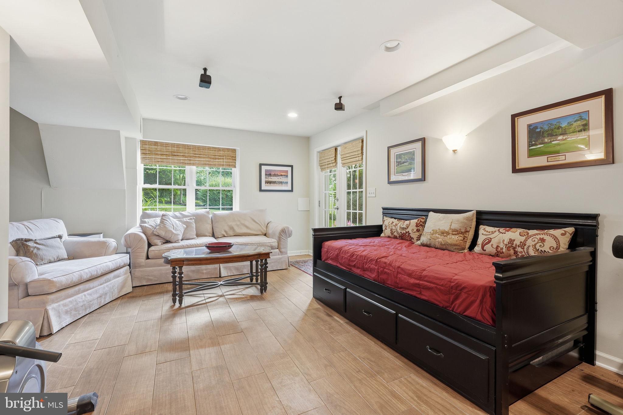 HIGHLANDS OF DARNESTOWN - Residential
