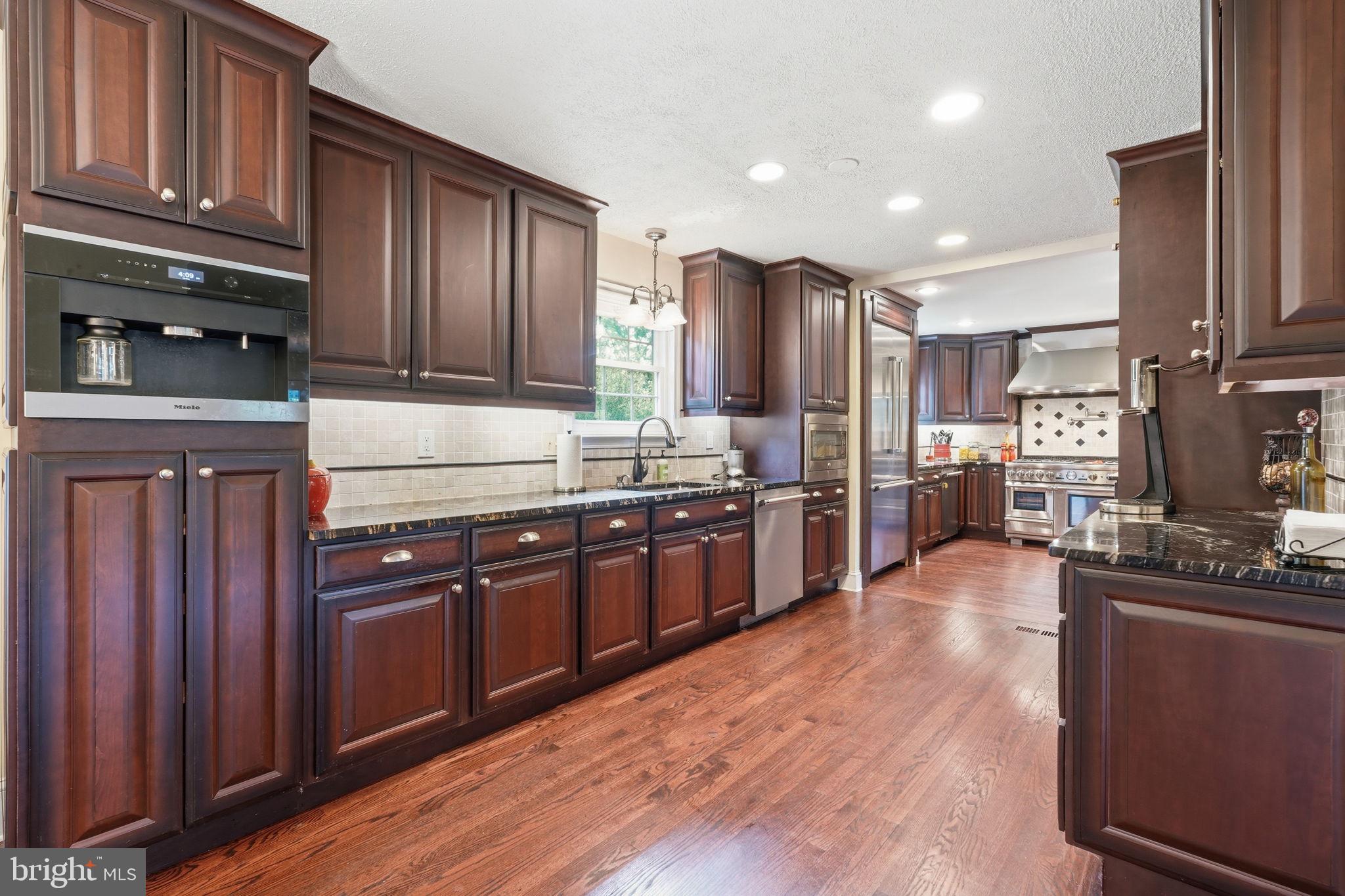 HIGHLANDS OF DARNESTOWN - Residential