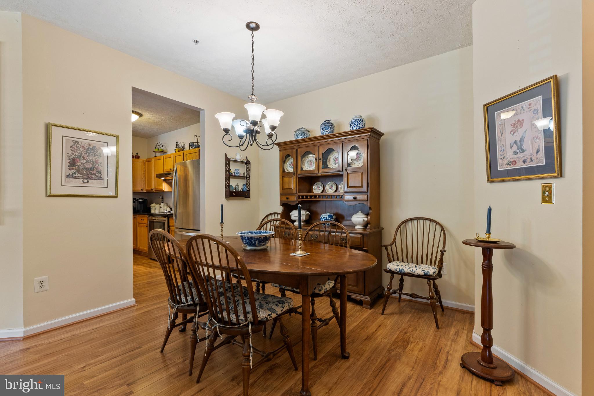 VILLAGE GREEN - Residential