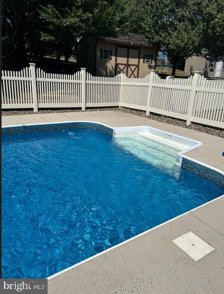 LIBERTY ESTATES - Residential