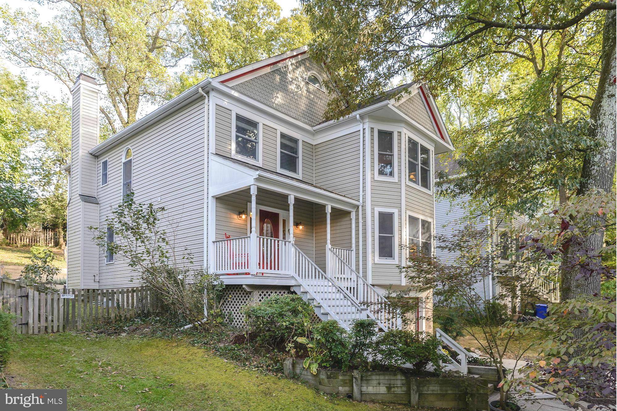PREPARE TO FALL IN LOVE! Gorgeous Capitol View Park charmer on a quiet, hidden cul-de-sac boasts 4 spacious bedrooms on same level, open floor plan, oversized kitchen with granite, stainless steel, & huge island, family room with gas fireplace, basement with full bath, windows galore, deck, garage, & lots of character! So close to Metro, parks, shopping, 495 & Downtown Kensington!