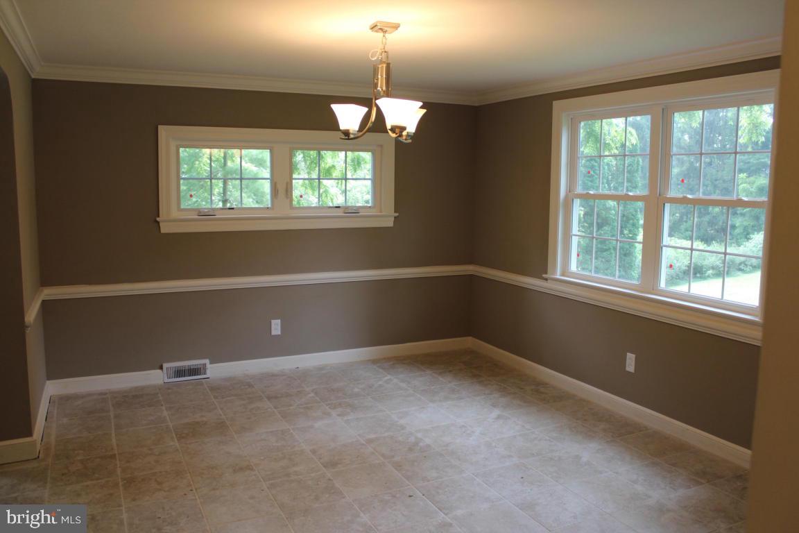 SCHOOL LANE HILLS - Residential