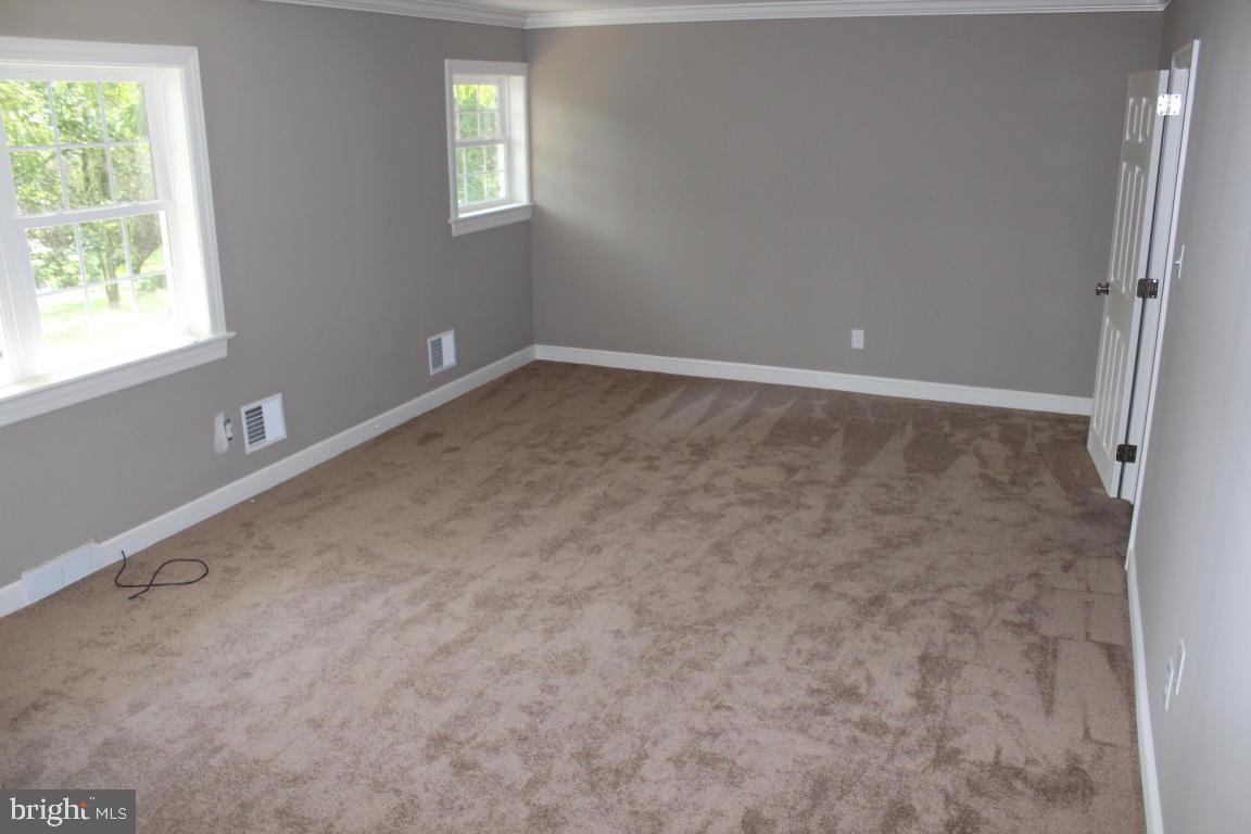 SCHOOL LANE HILLS - Residential