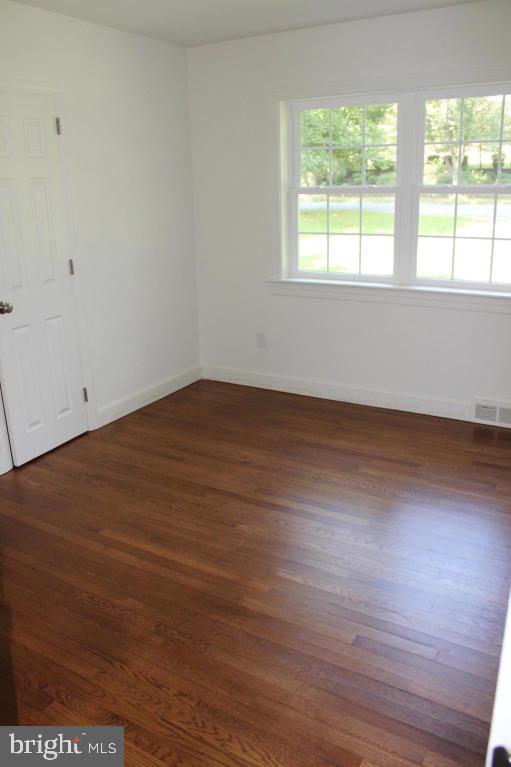 SCHOOL LANE HILLS - Residential