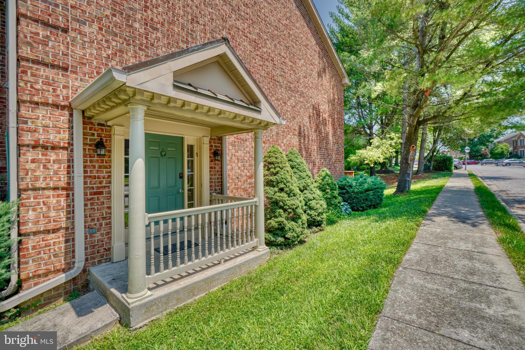 GREENSPRING EAST - Residential