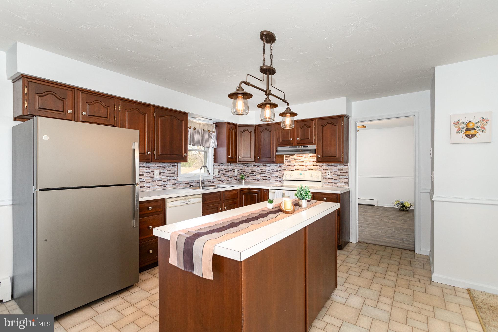 RED LION - Residential