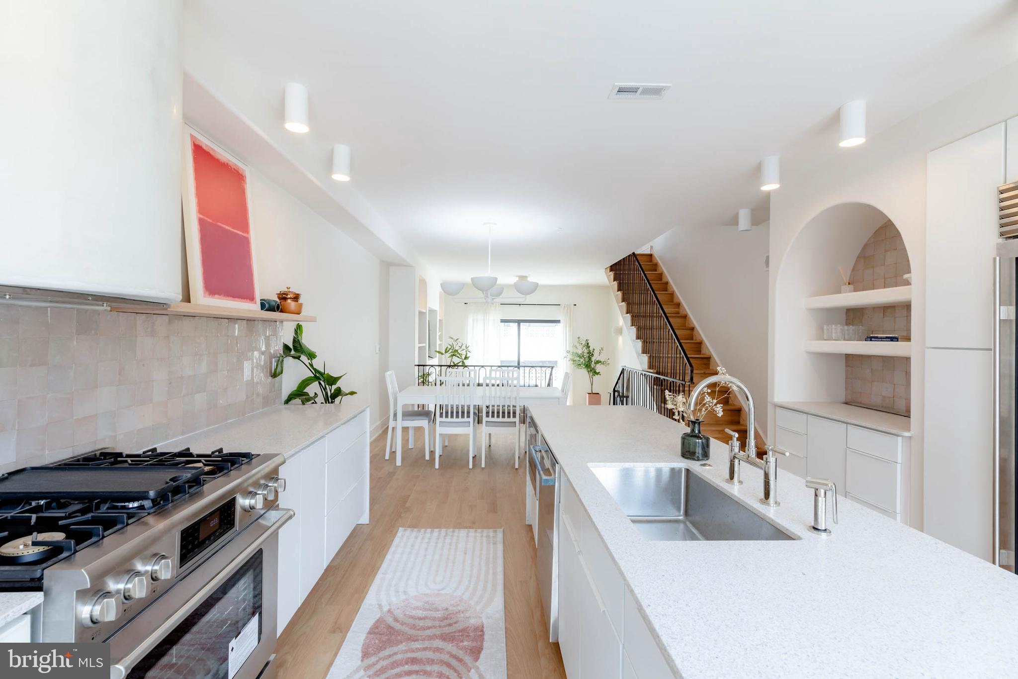 GRADUATE HOSPITAL - Residential