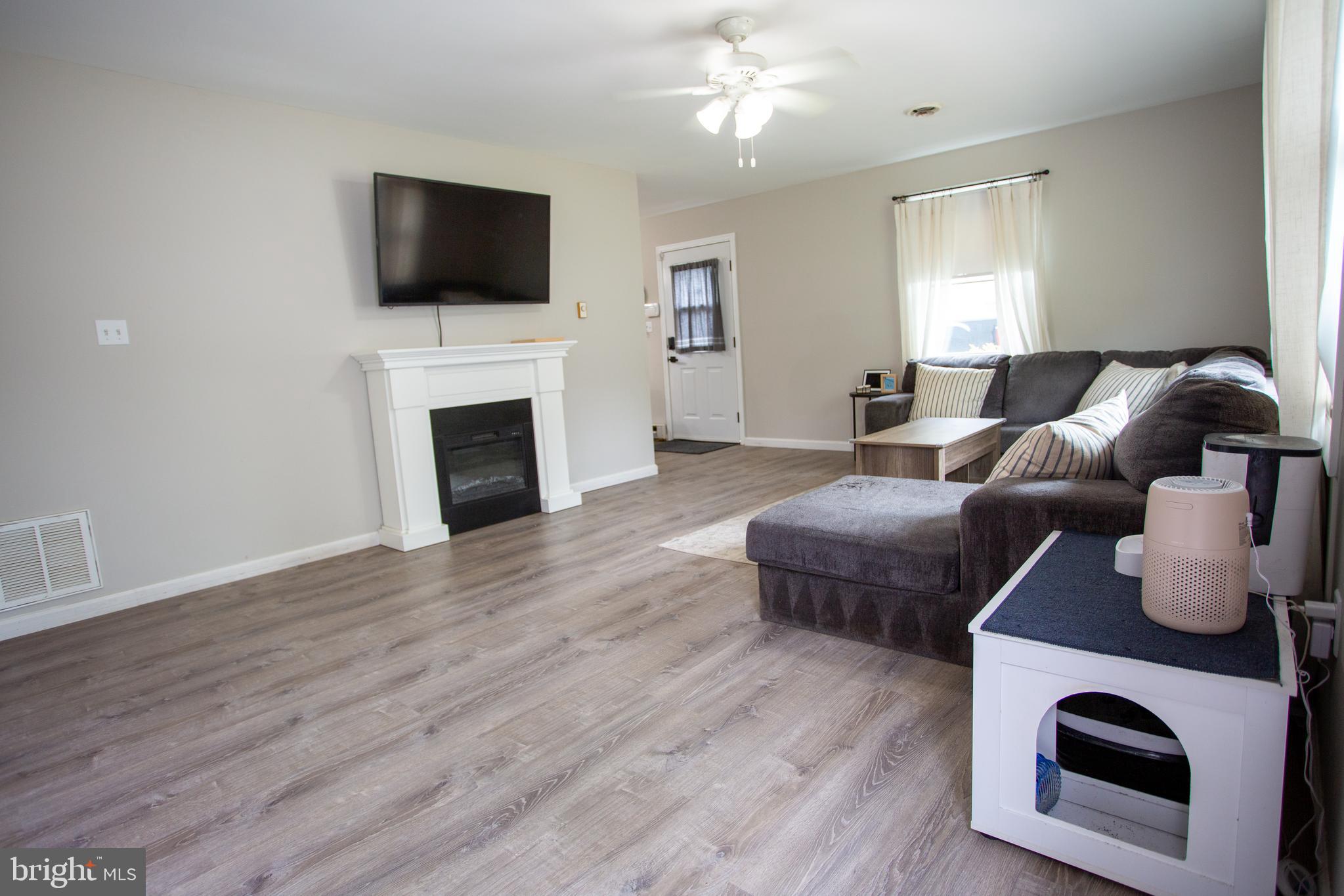 SHADY SIDE - Residential