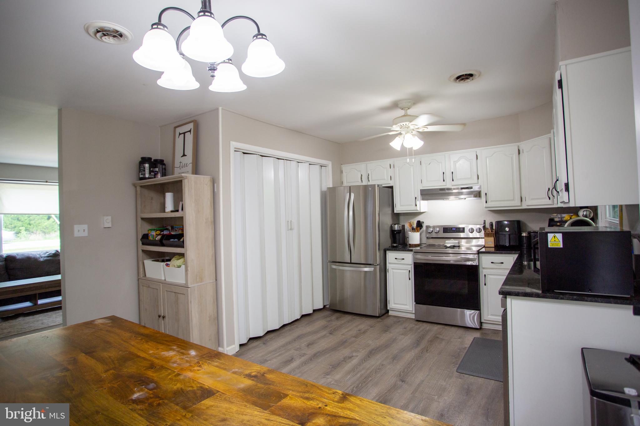 SHADY SIDE - Residential