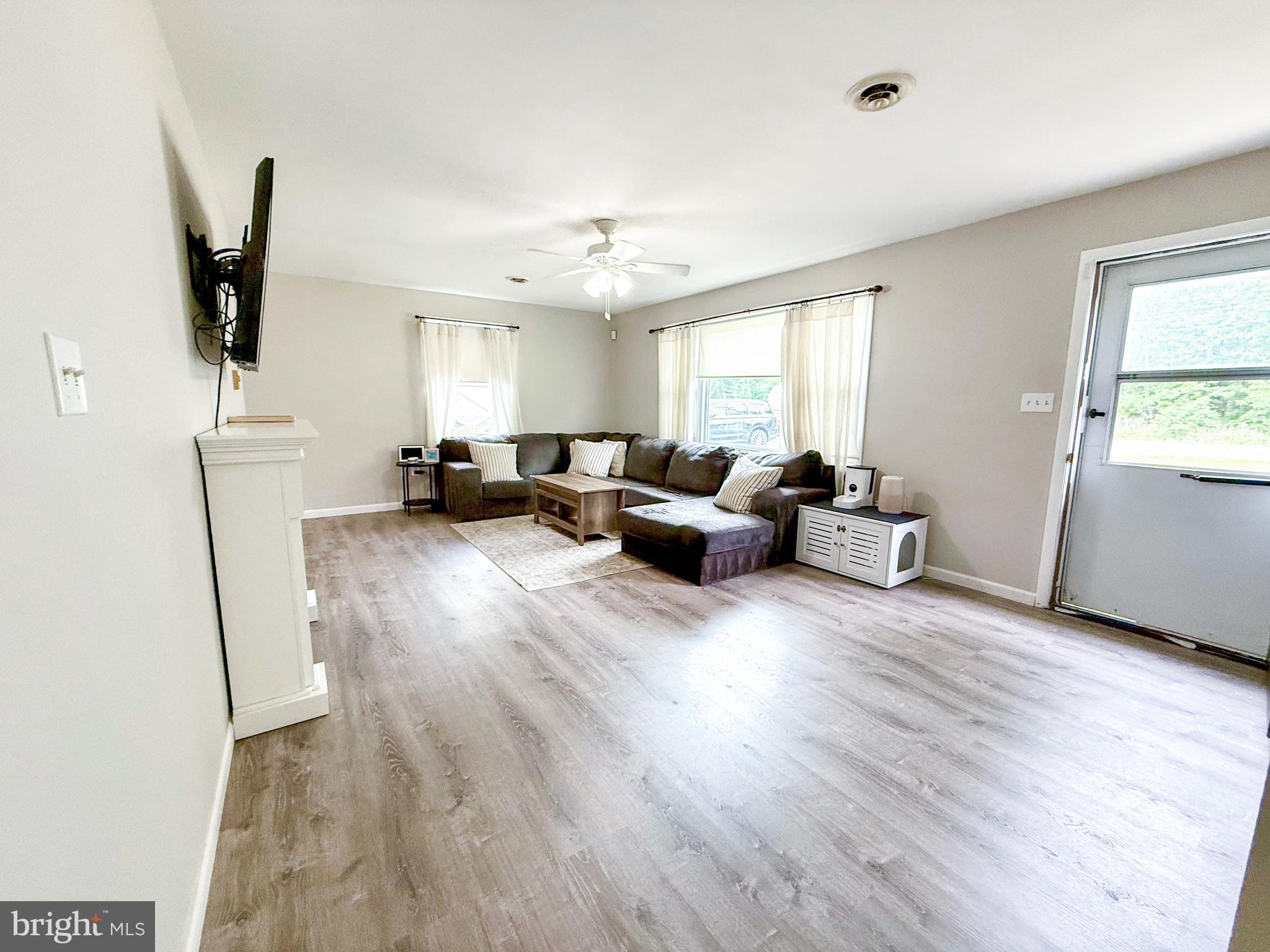 SHADY SIDE - Residential