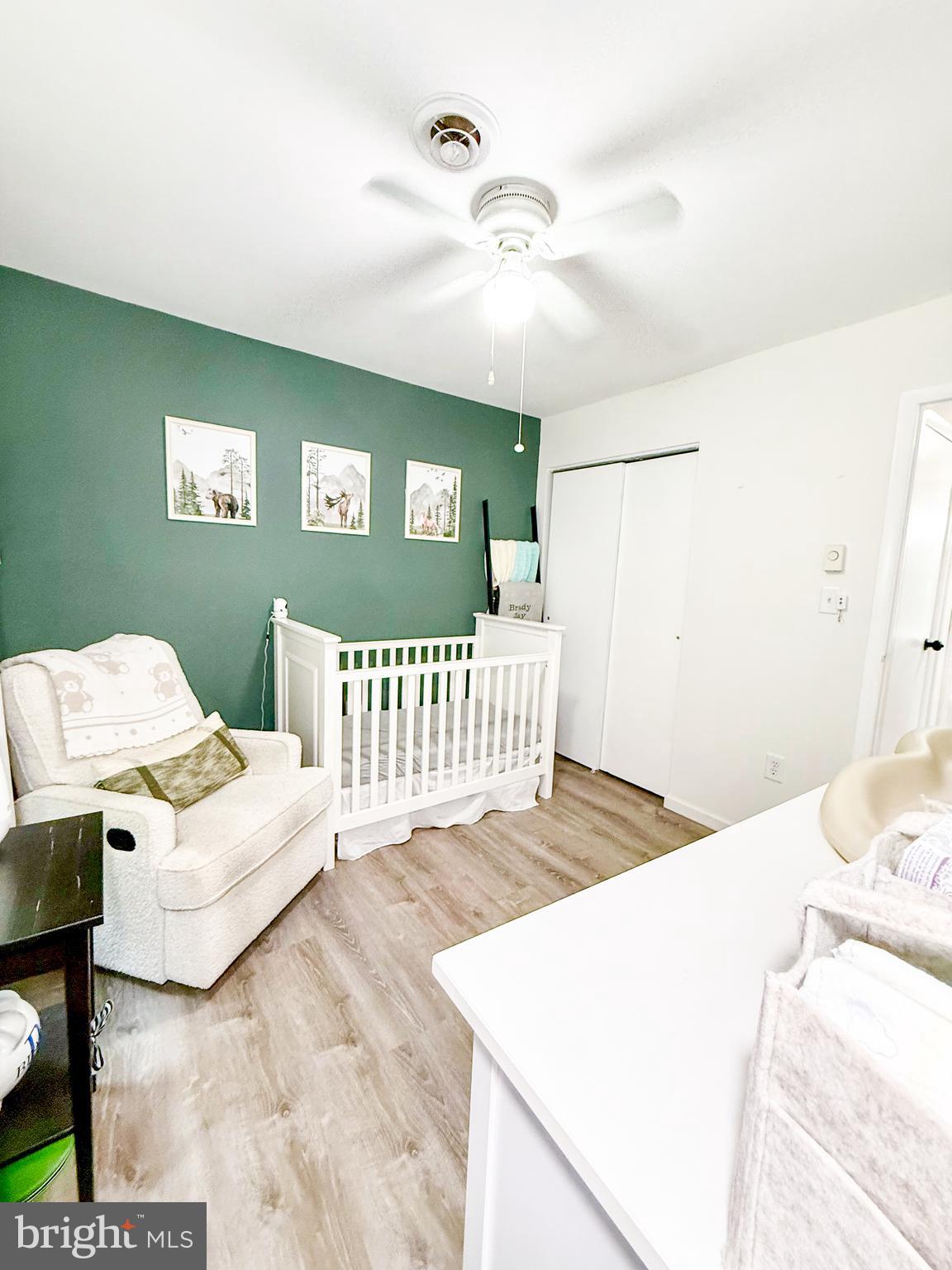 SHADY SIDE - Residential