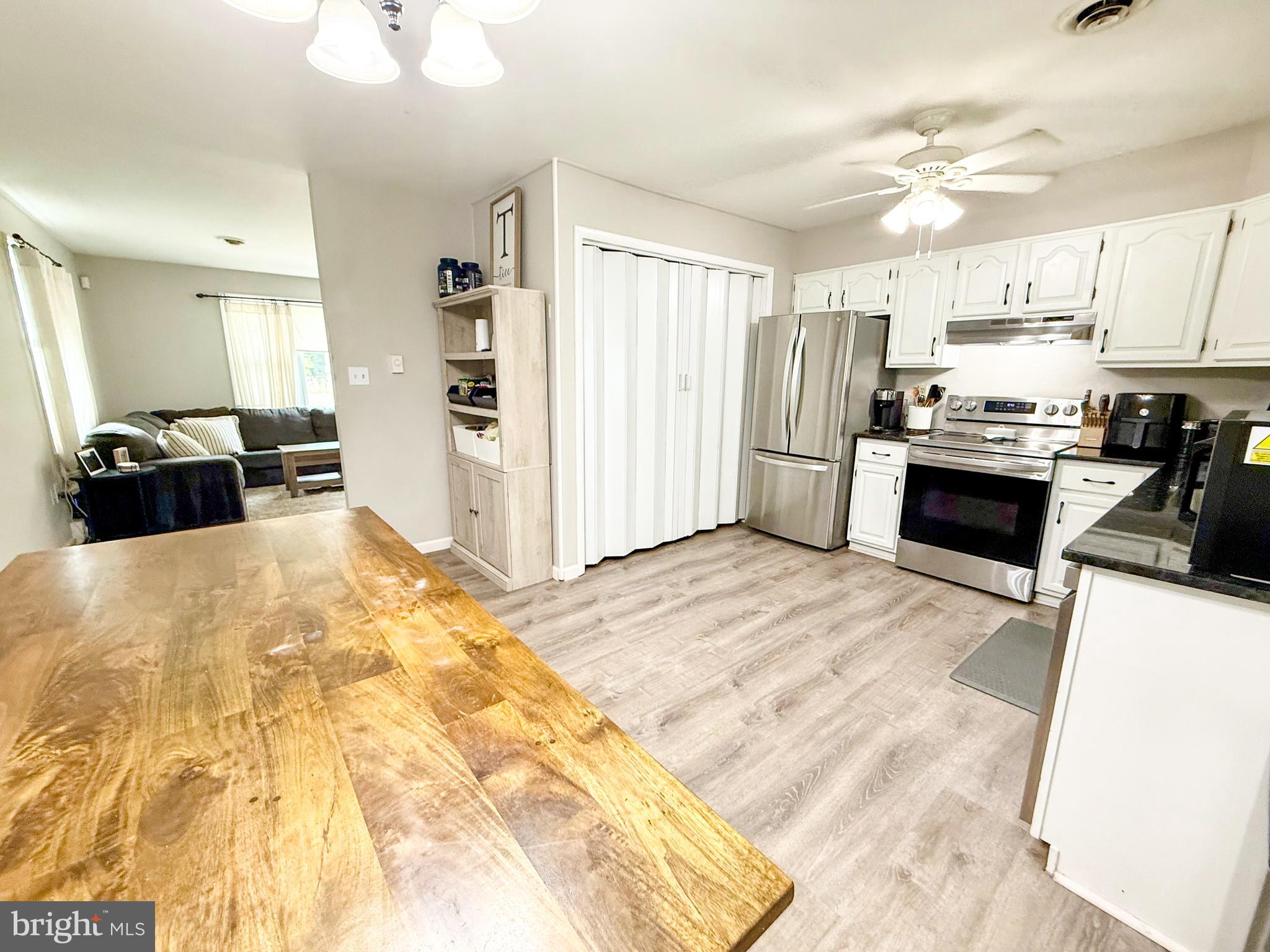 SHADY SIDE - Residential