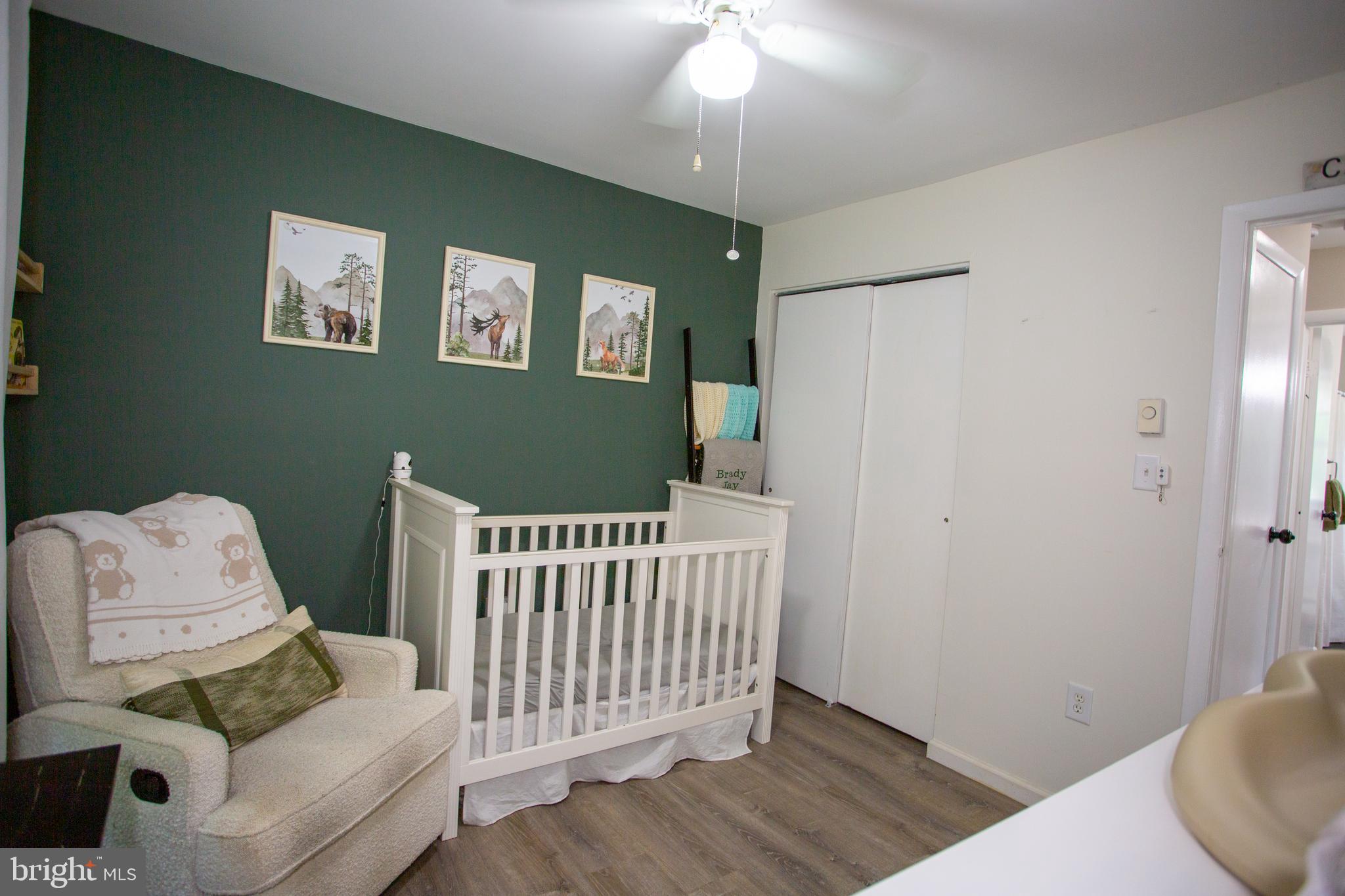 SHADY SIDE - Residential