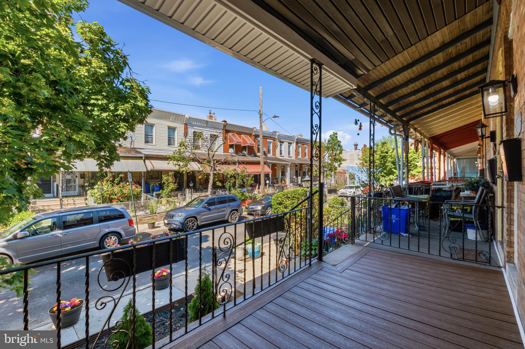 GARDEN COURT - Residential