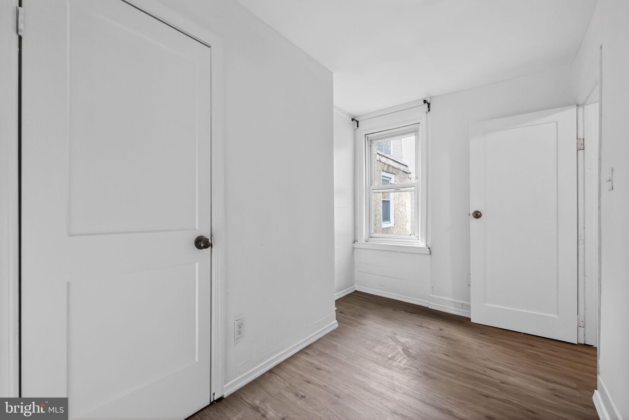 LUDLOW - Residential