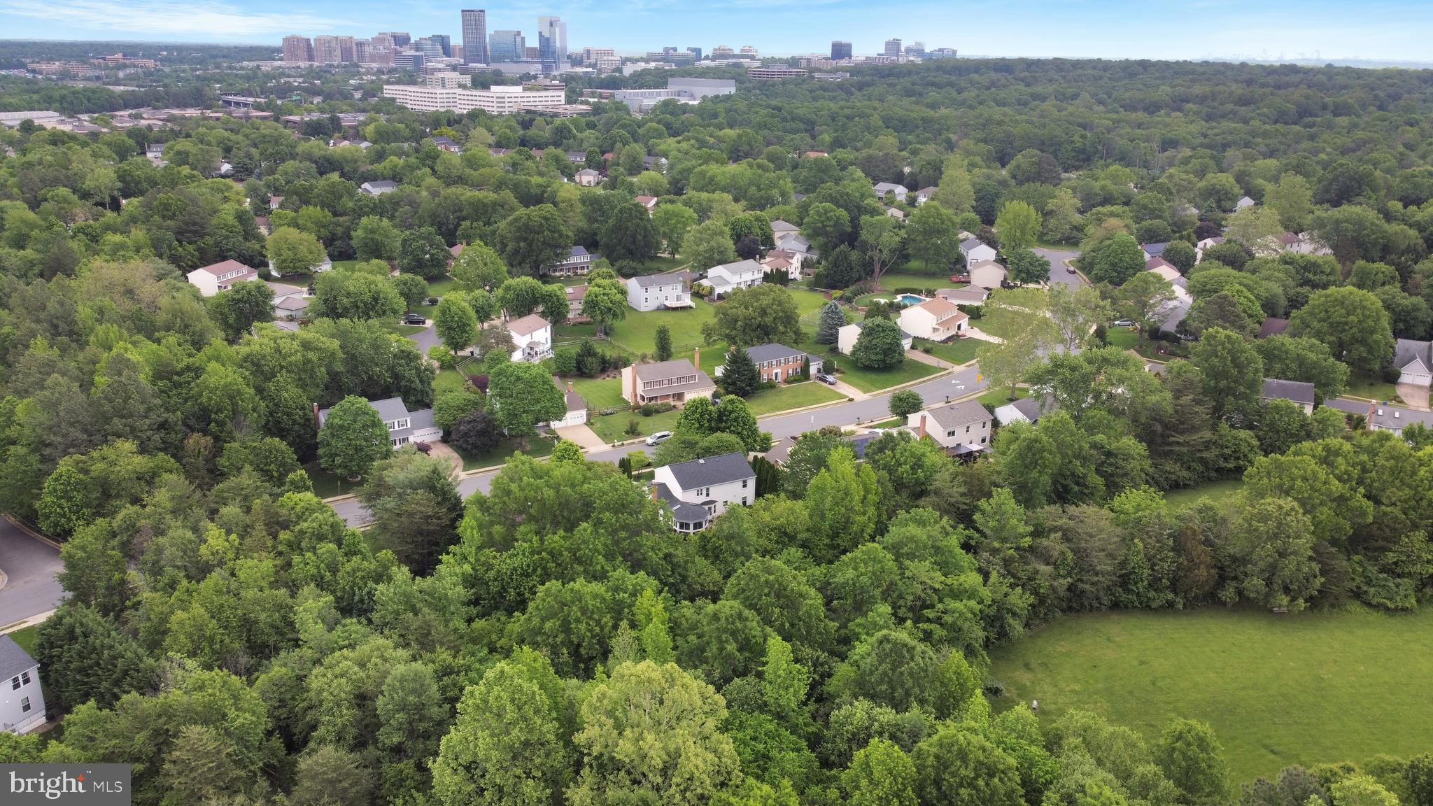 POLO FIELDS - Residential