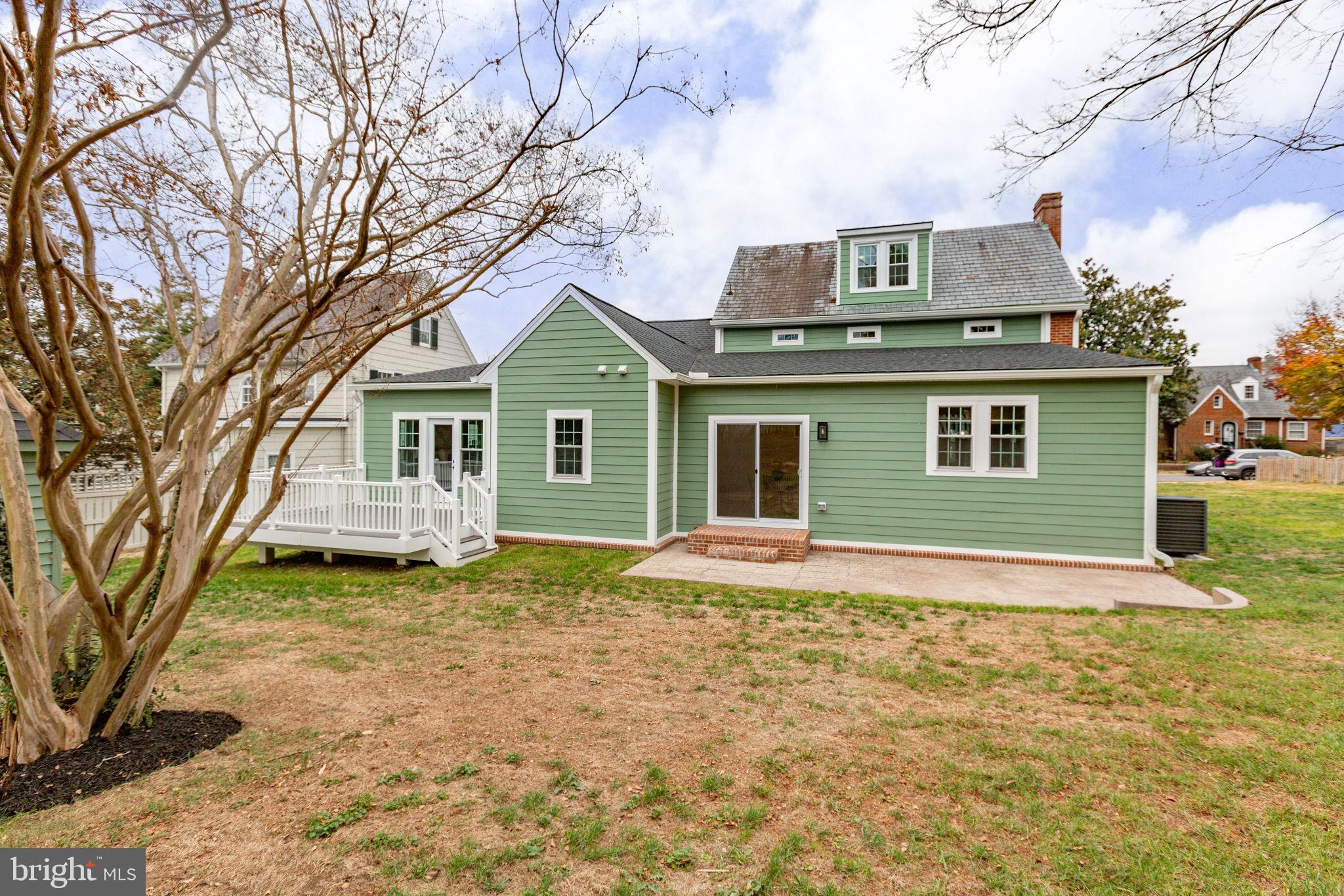 DOWNTOWN FREDERICKSBURG - Residential