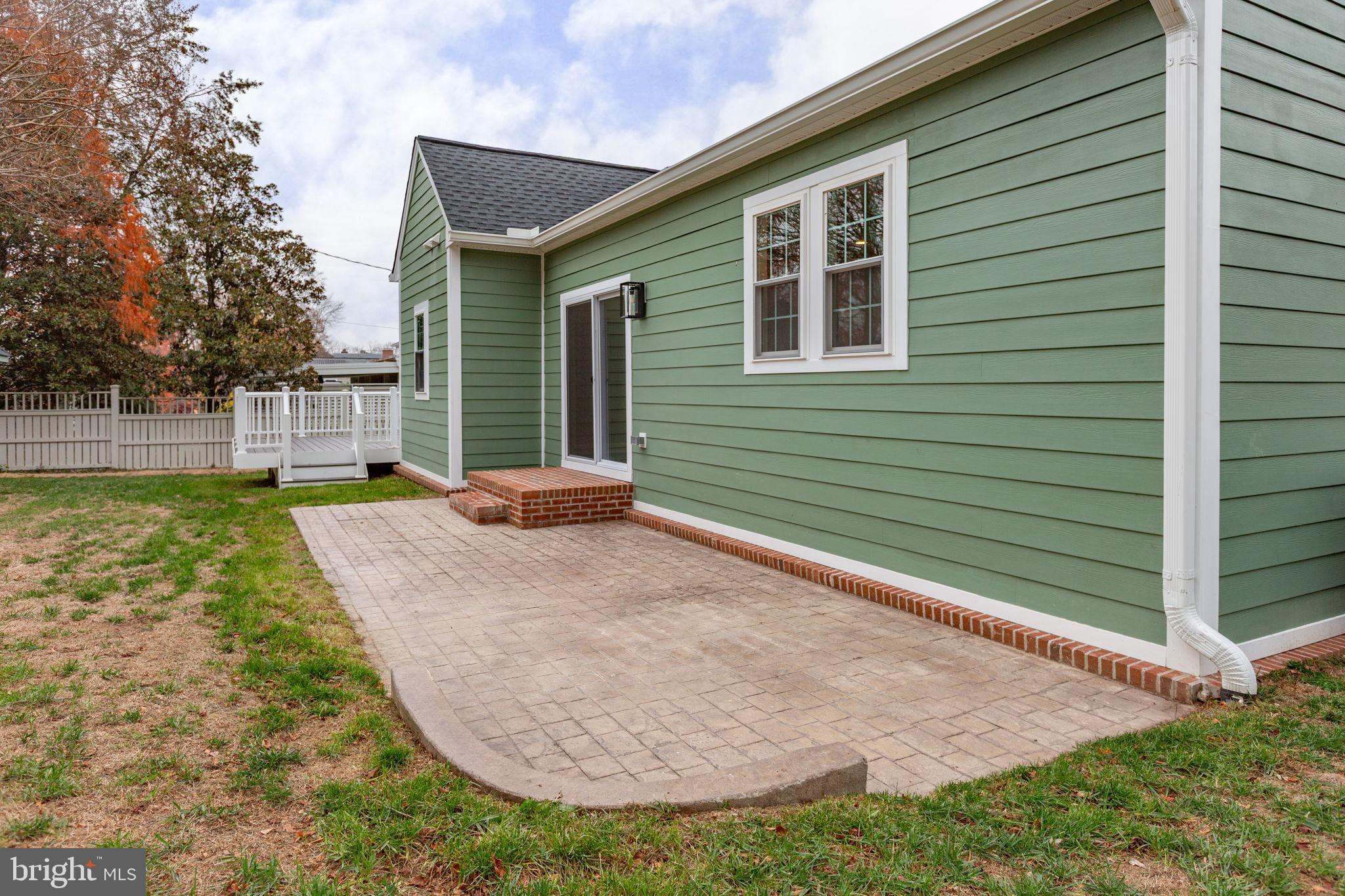 DOWNTOWN FREDERICKSBURG - Residential