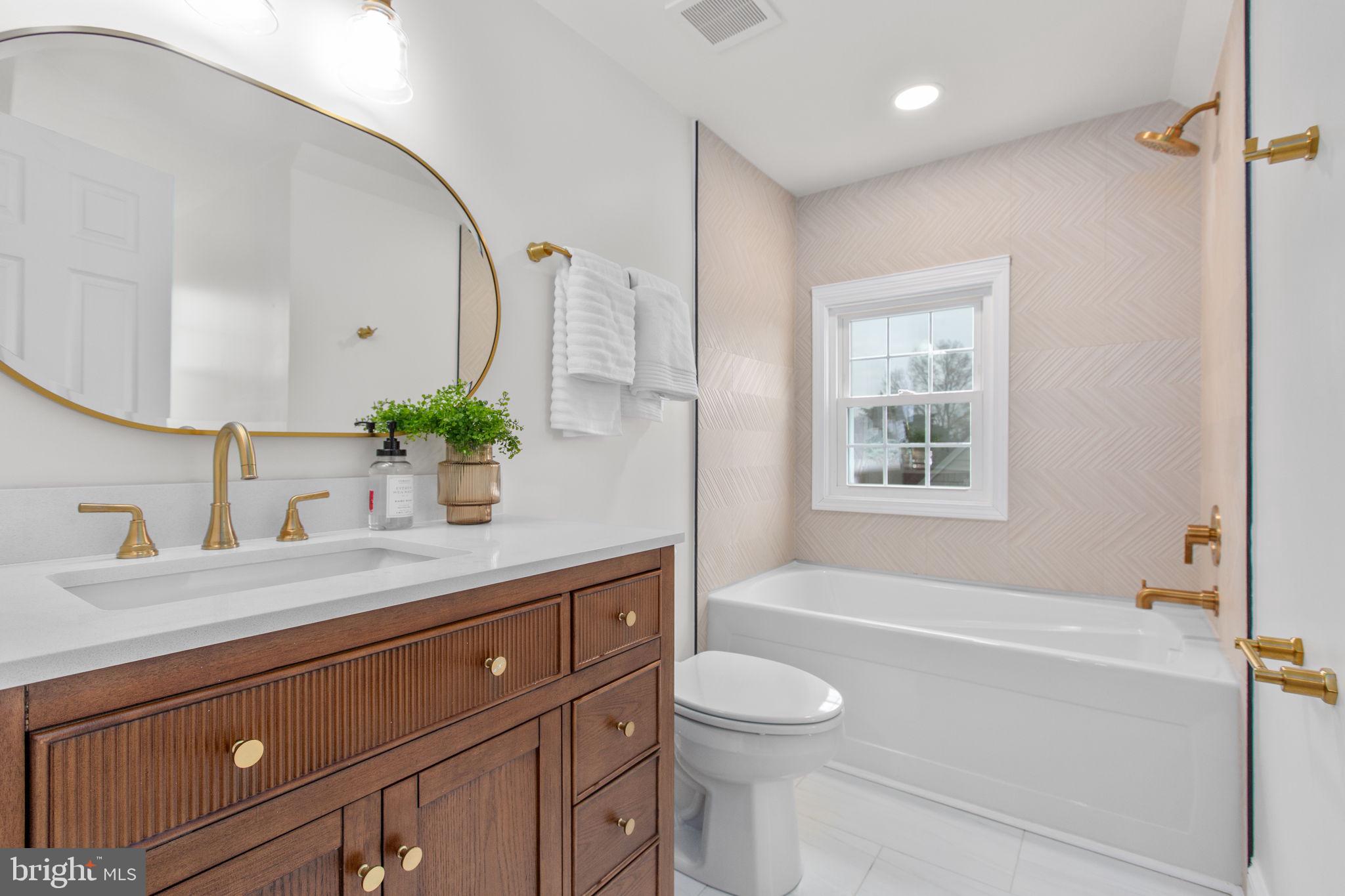 DOWNTOWN FREDERICKSBURG - Residential