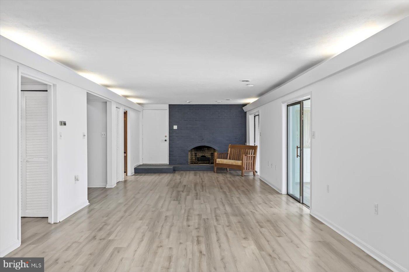 CABIN POINT / GLEBE HARBOR - Residential