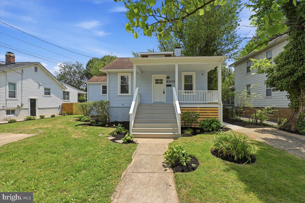 RIVERDALE PARK - Residential