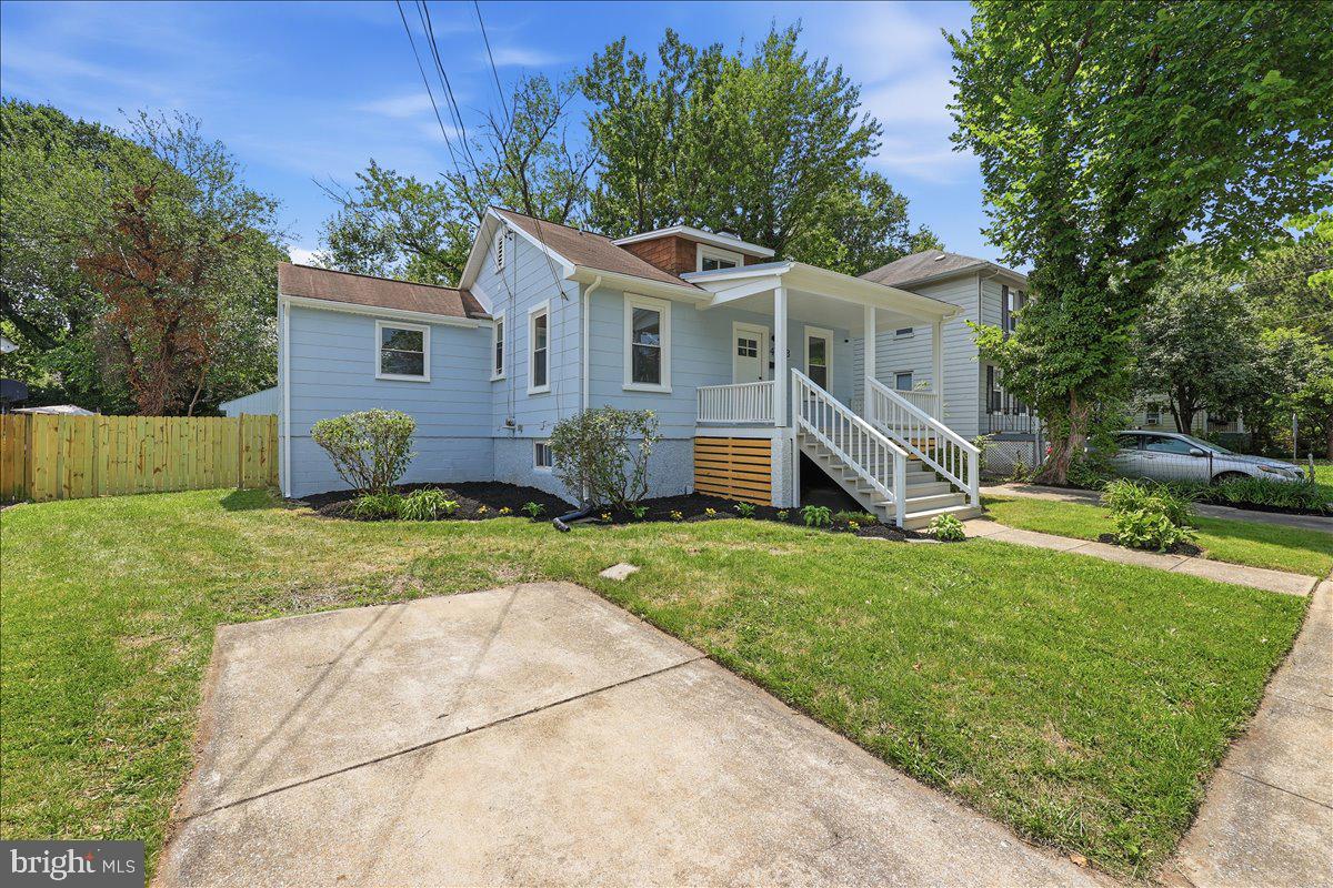 ***Deadline Sunday 6/14 at 6pm***

Beautifully renovated Craftsman in the heart of Riverdale Park featuring a modern farmhouse design with alabaster walls, white shaker cabinets, black hardware, a blue-gray backsplash, and light natural flooring throughout. Enjoy a large rear deck, spacious backyard, and oversized detached garage perfect for storage, parking, or workshop space. Conveniently located under 1 mile from Riverdale Park Station, minutes from the upcoming Purple Line, and approximately 2 miles from College Park, with easy access to shopping, dining, parks, and DC commuter routes.