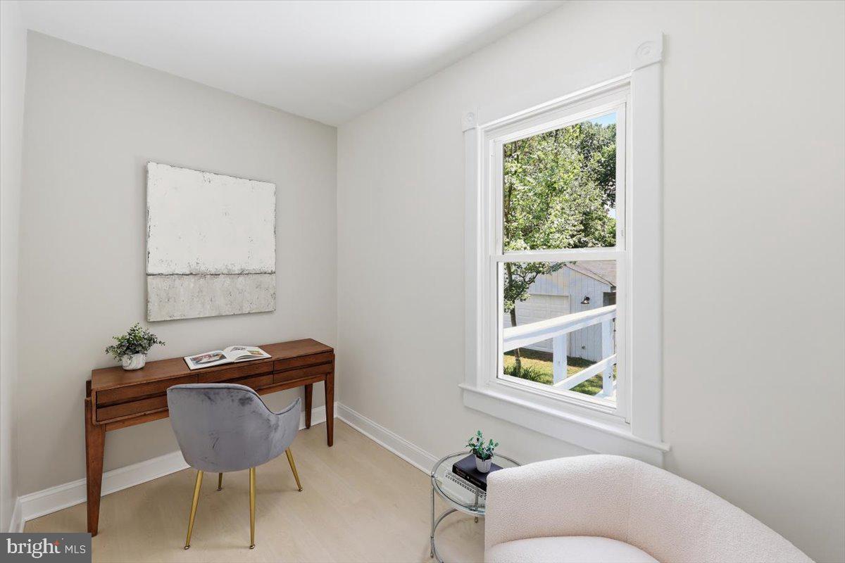 RIVERDALE PARK - Residential