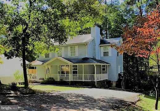 ***Agents, Tenant occupied so please be patient with scheduling showings. *** 
***Seller duments to be uploaded by Friday 12/3/21***
Charming Cape Cod with a beautiful front porch, ready to call home!  This home has room for the whole family, just in time for the New year!  3 large bedrooms, Siting room off of master suite could double as a nursery or office.  Tons of closet storage throughout.   Backyard has a great storage shed!  Tenant Occupied through end of December, and sellng AS-IS!  TONS of potential, Don't miss this one!