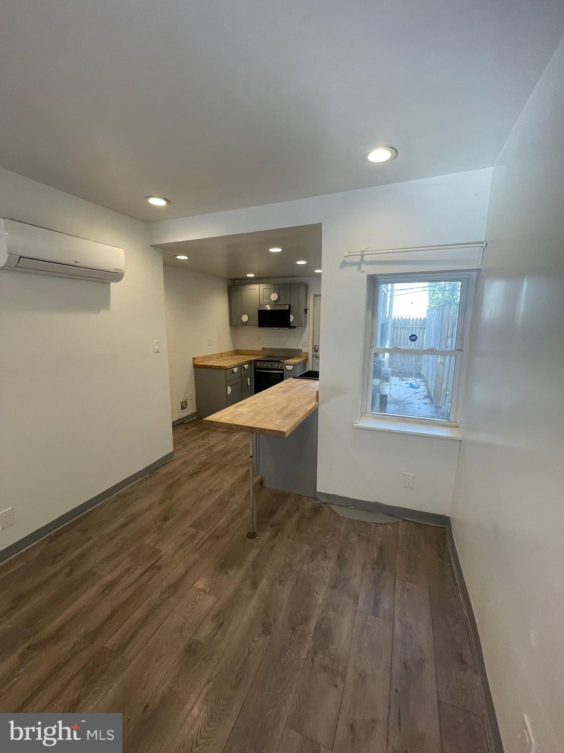 MILL CREEK - Residential