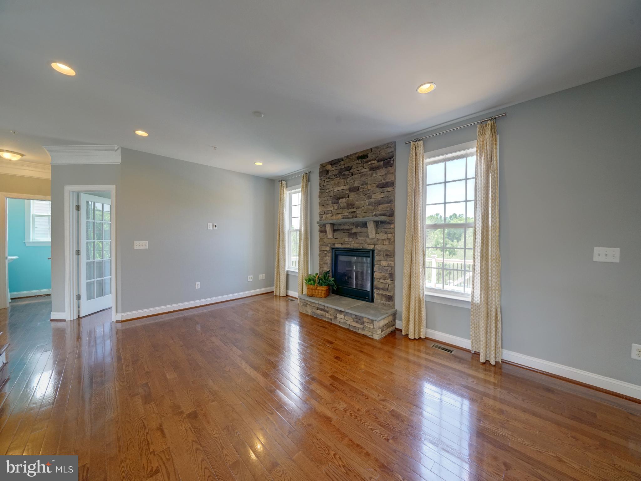 SHIPLEY MEADOWS - Residential