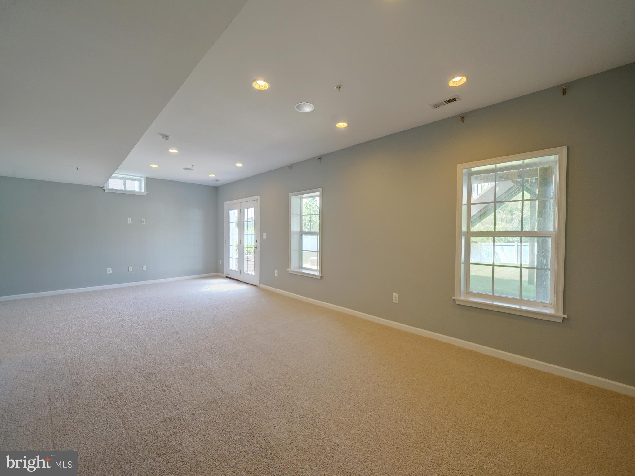 SHIPLEY MEADOWS - Residential