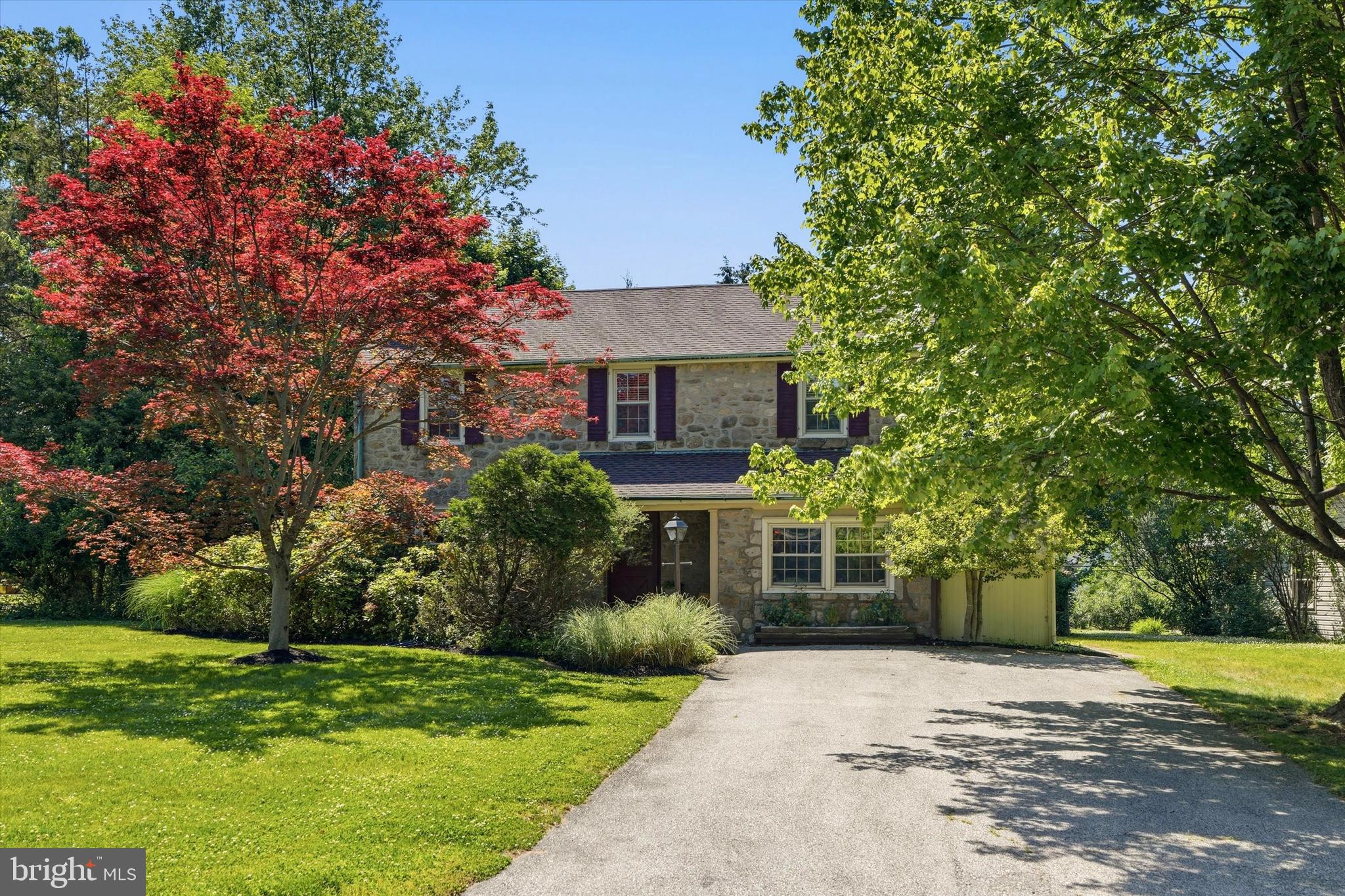 BROAD AXE VIL - Residential