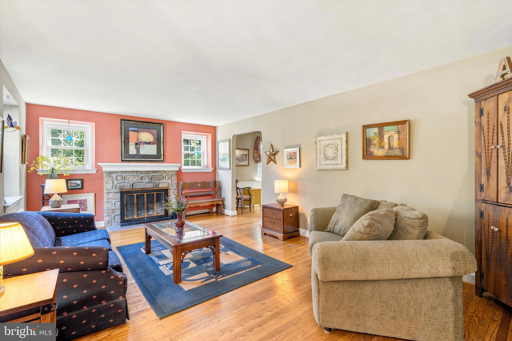 BROAD AXE VIL - Residential