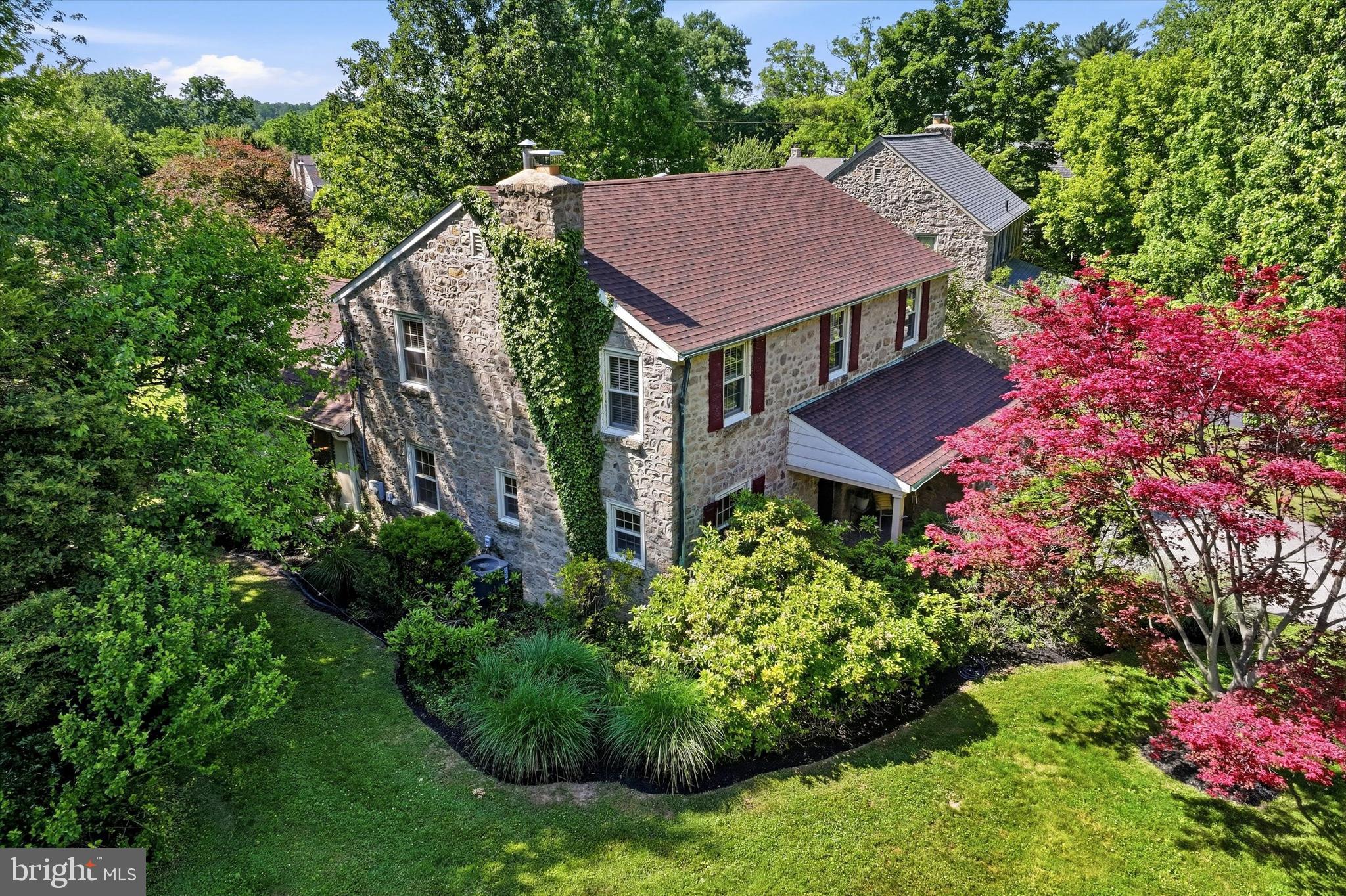 BROAD AXE VIL - Residential