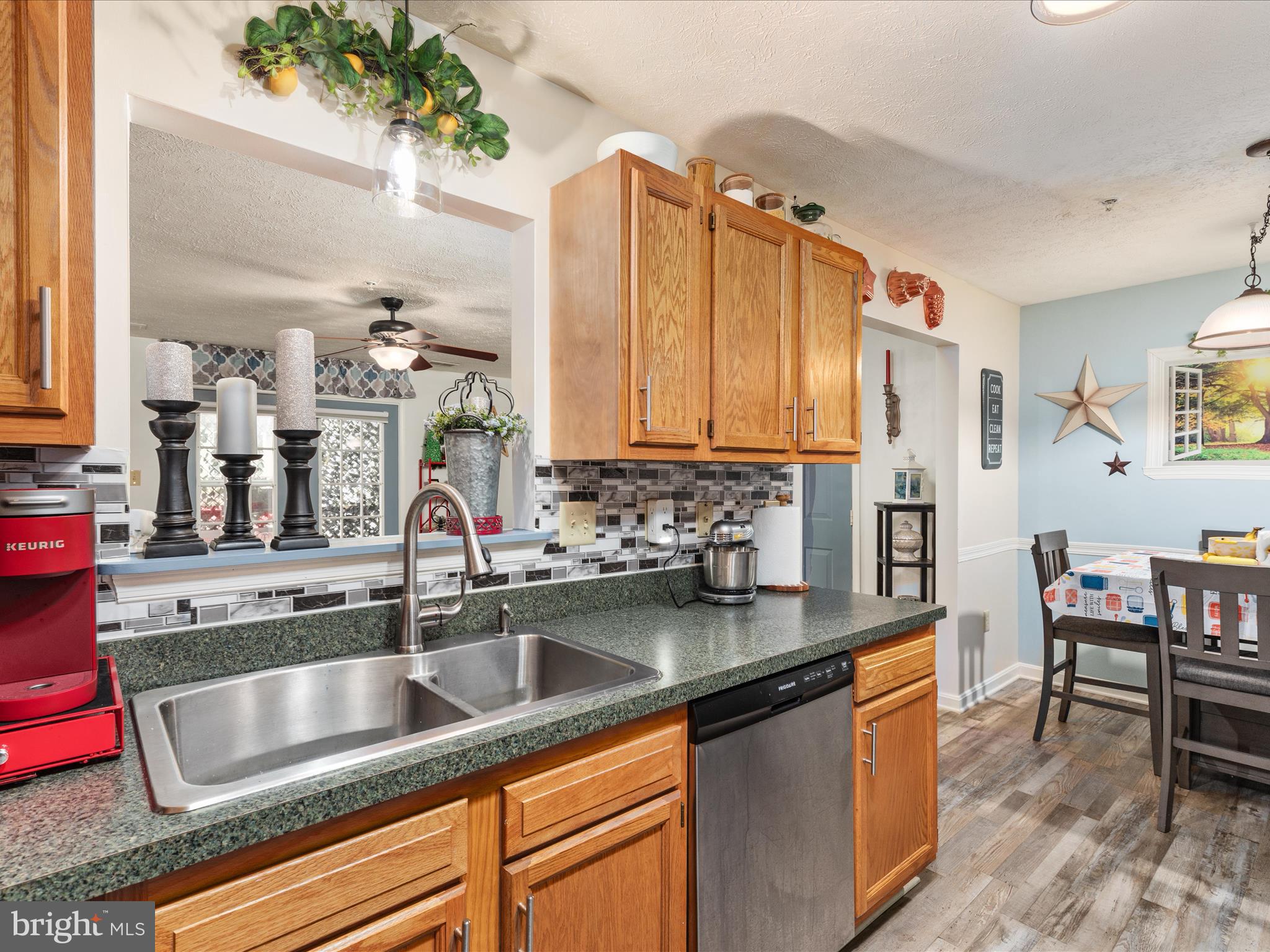 SIGNAL KNOB STATION - Residential