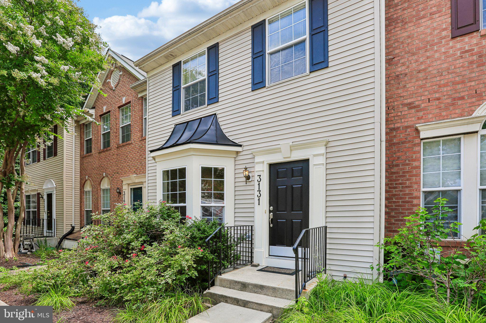 RUSSETT - Residential