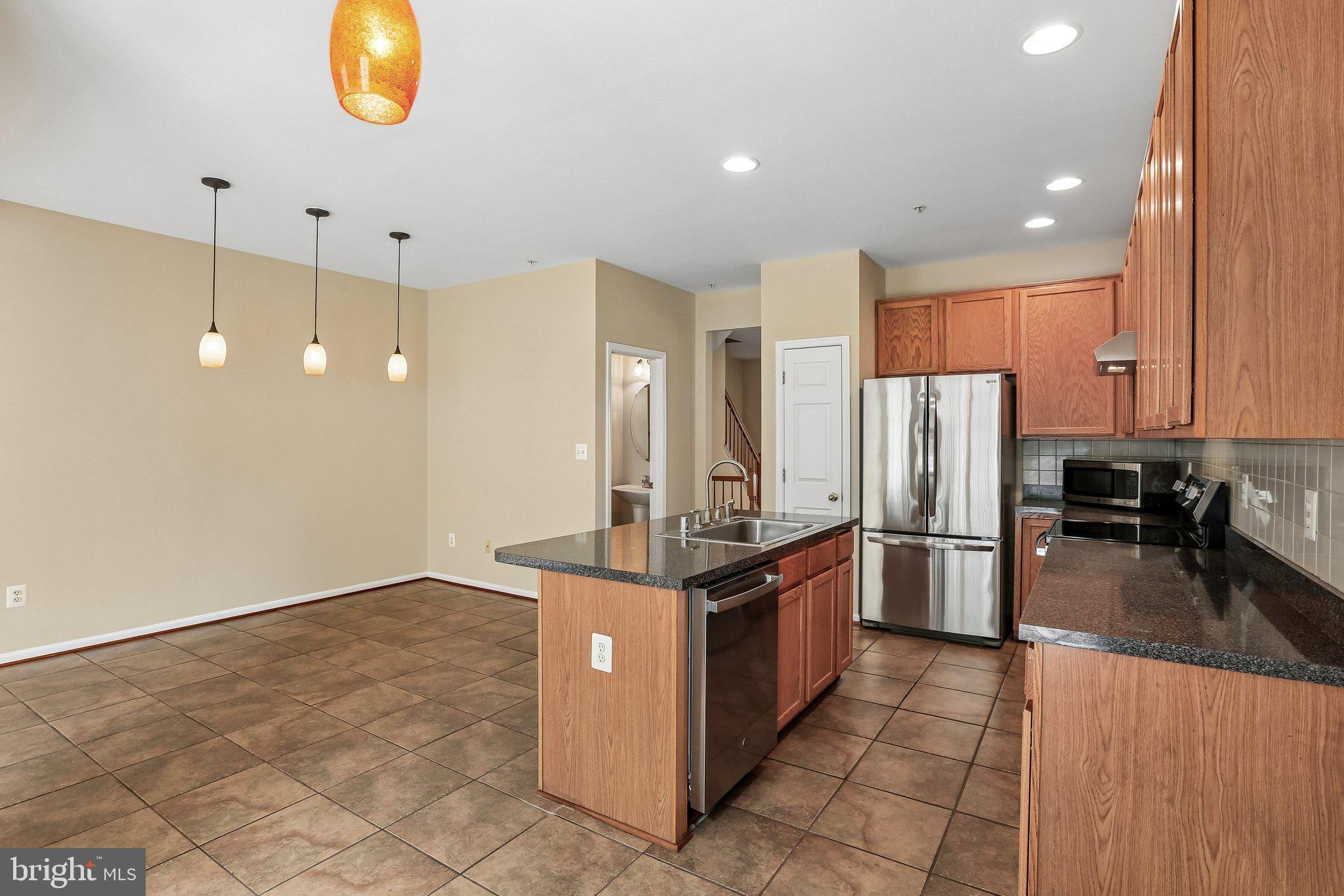 RUSSETT - Residential