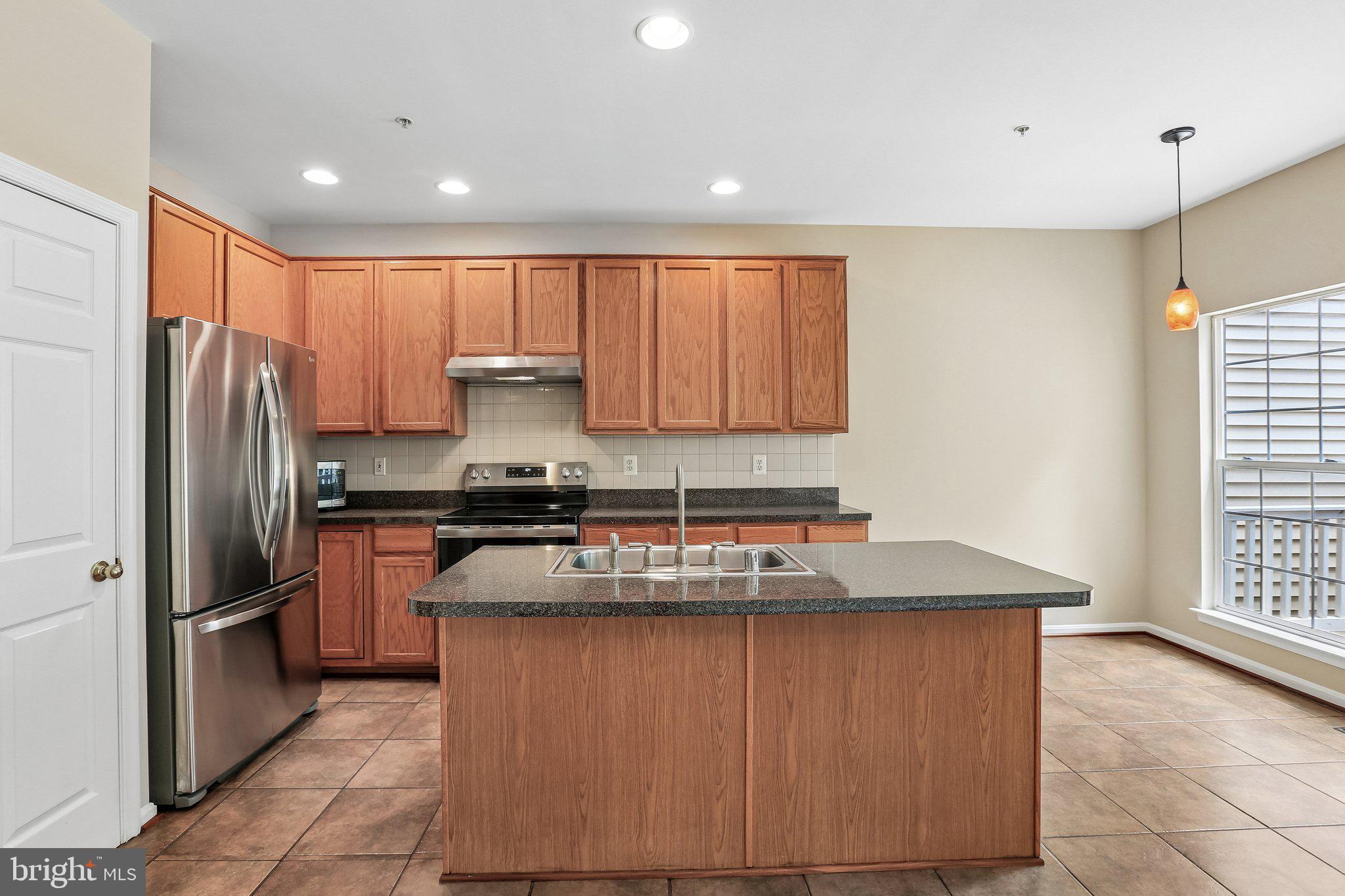 RUSSETT - Residential