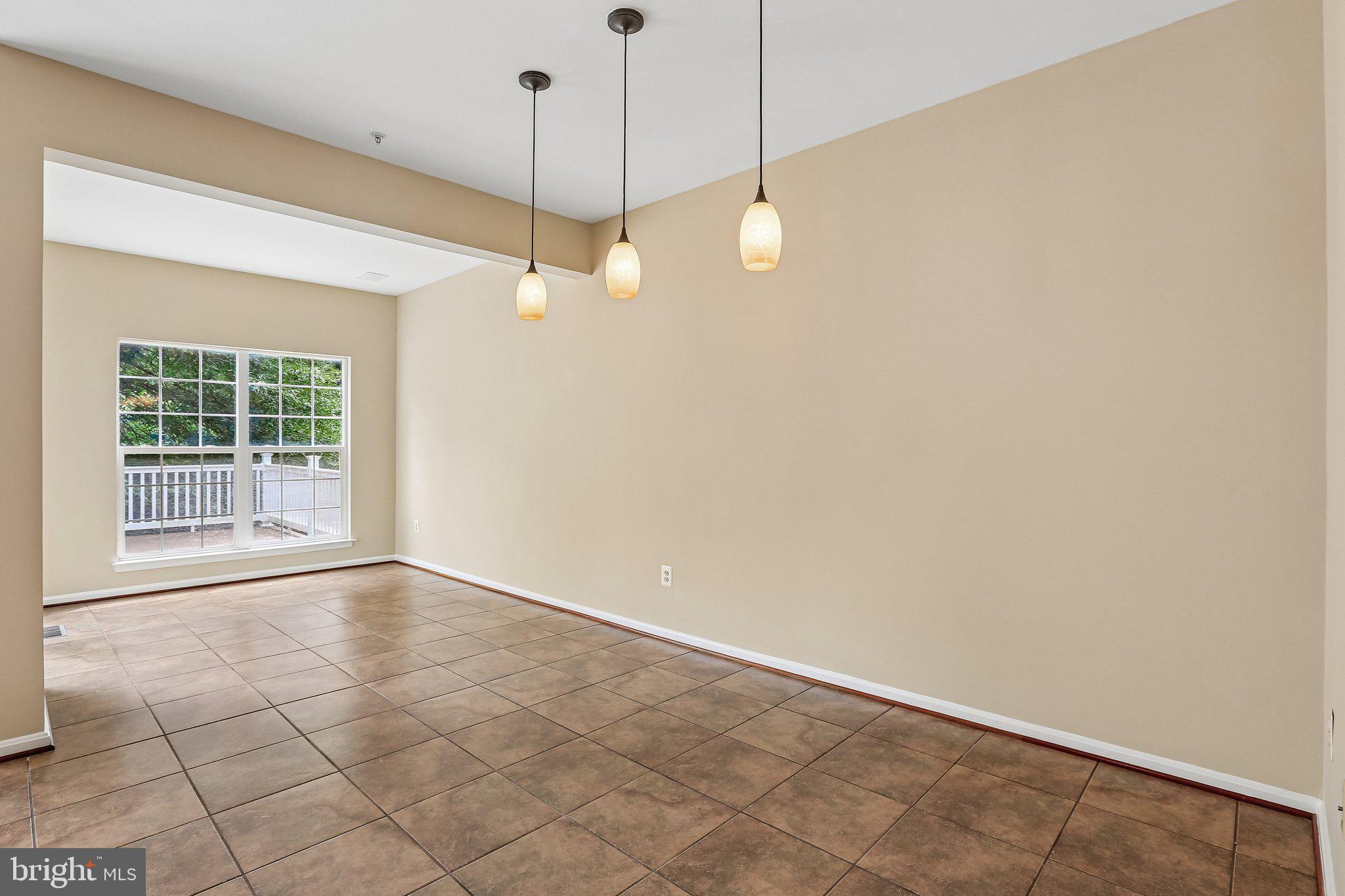RUSSETT - Residential