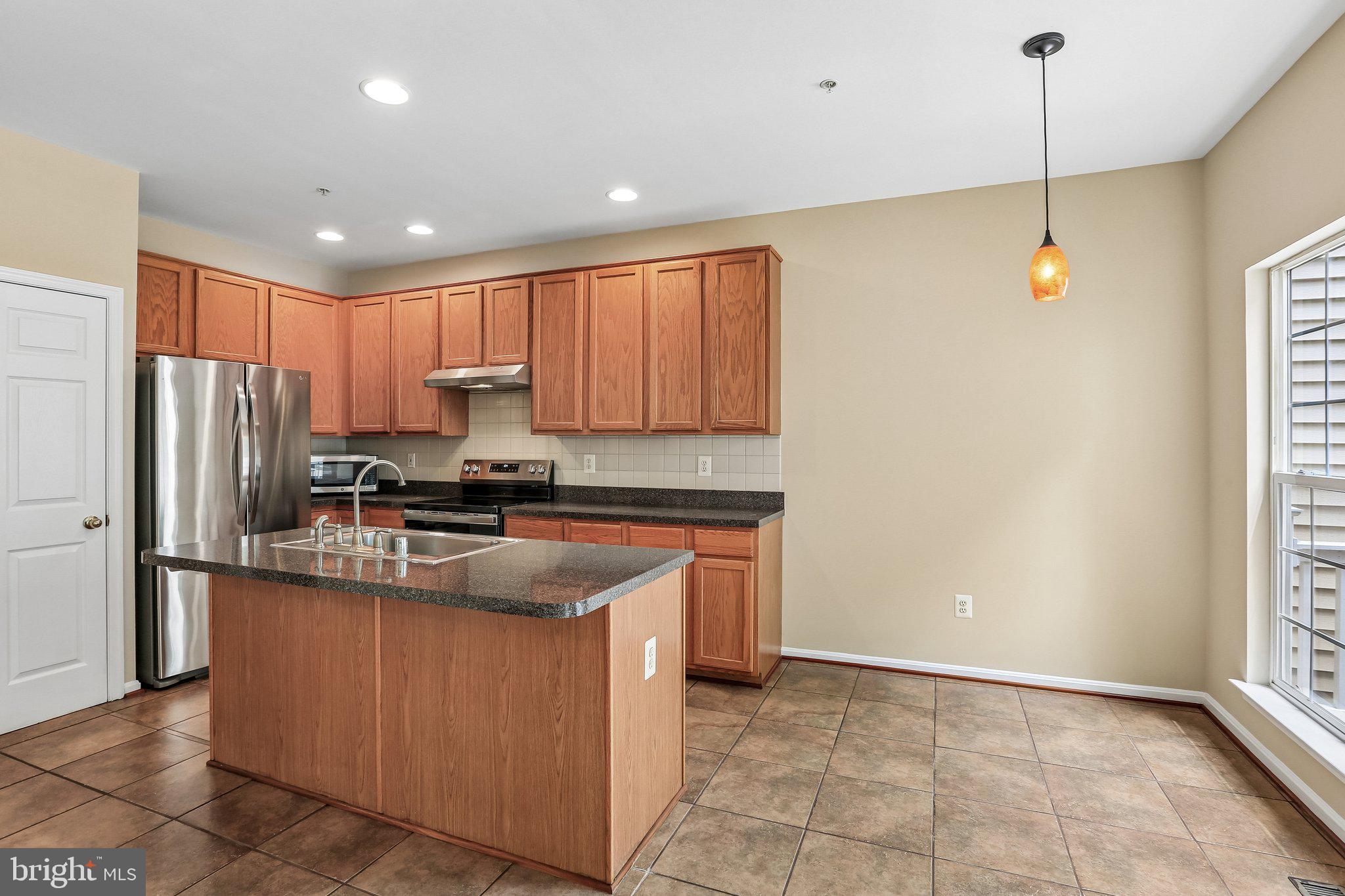 RUSSETT - Residential