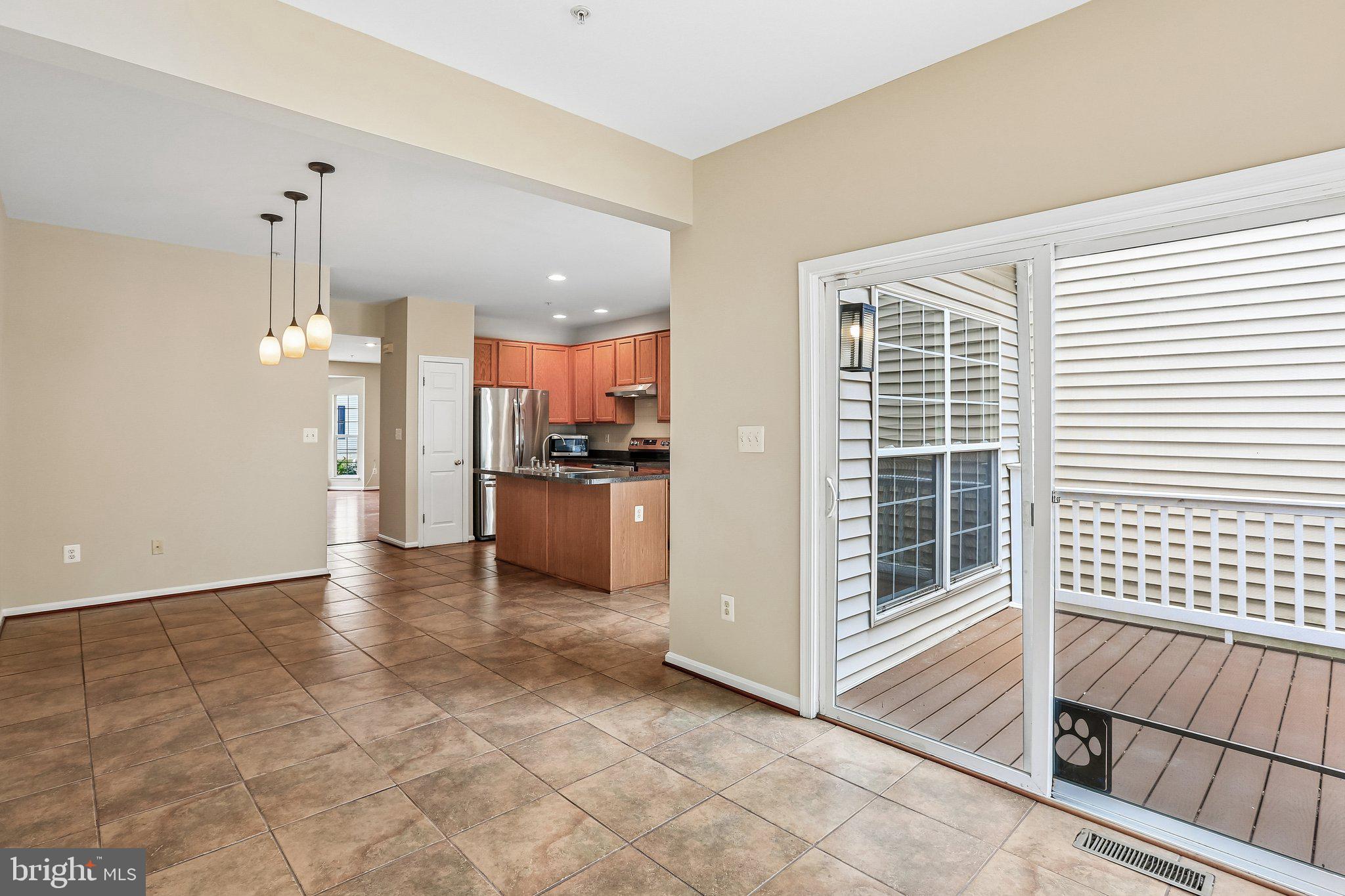 RUSSETT - Residential