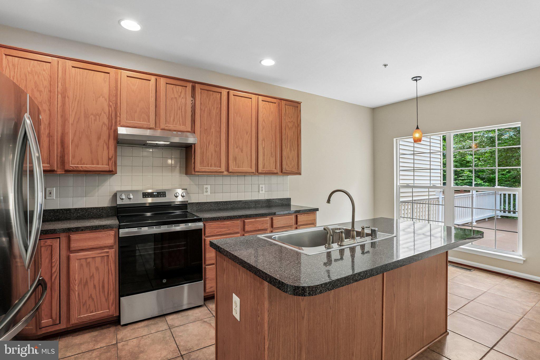 RUSSETT - Residential