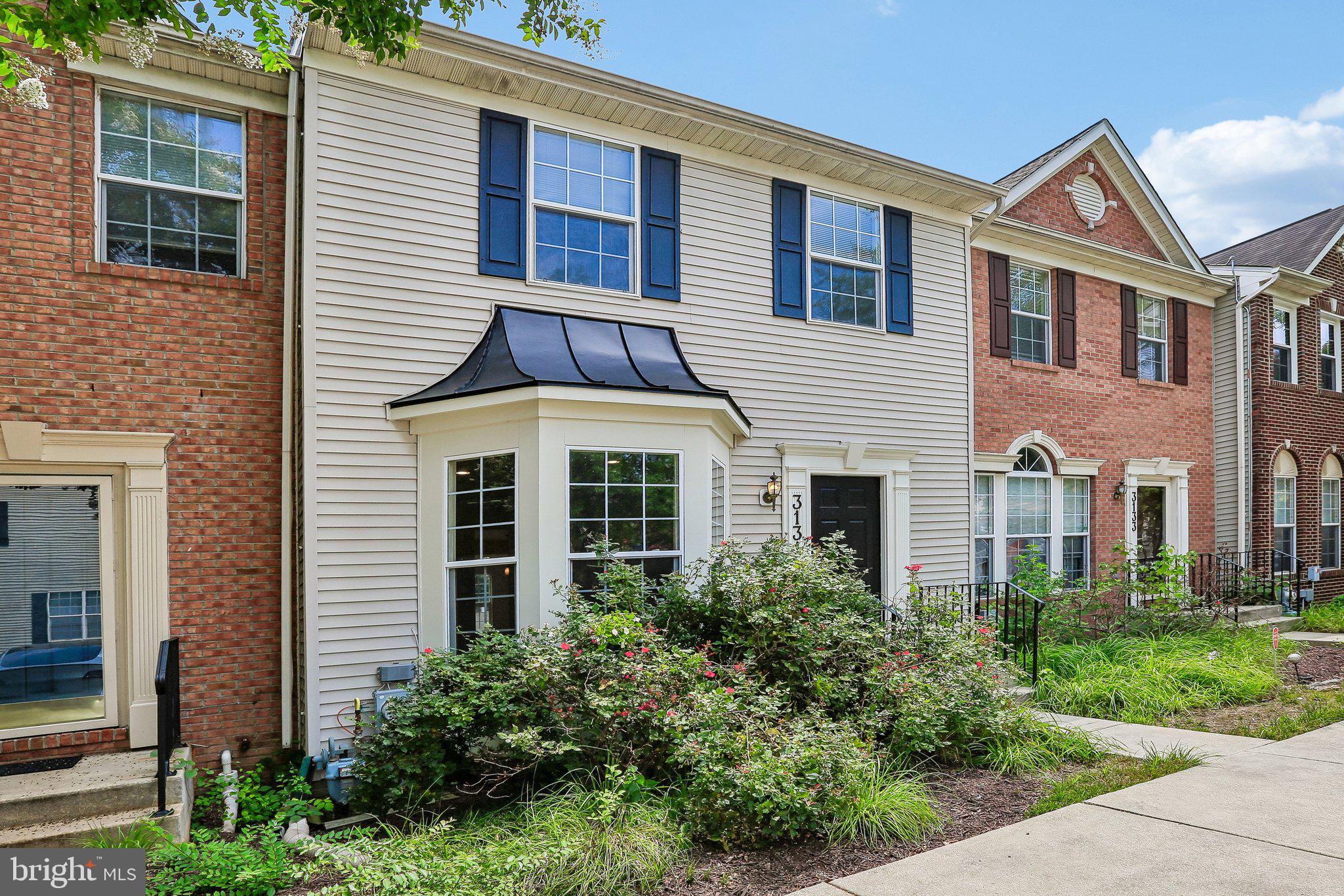 RUSSETT - Residential