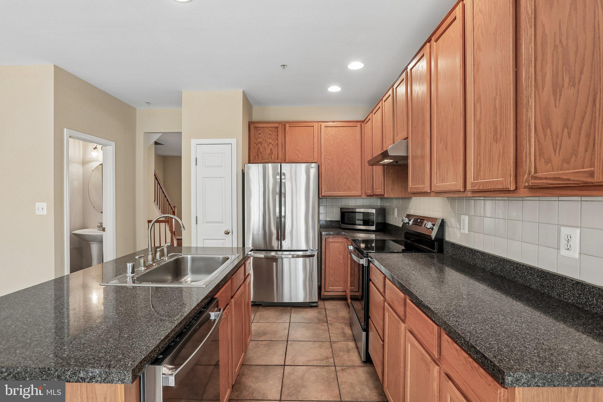 RUSSETT - Residential