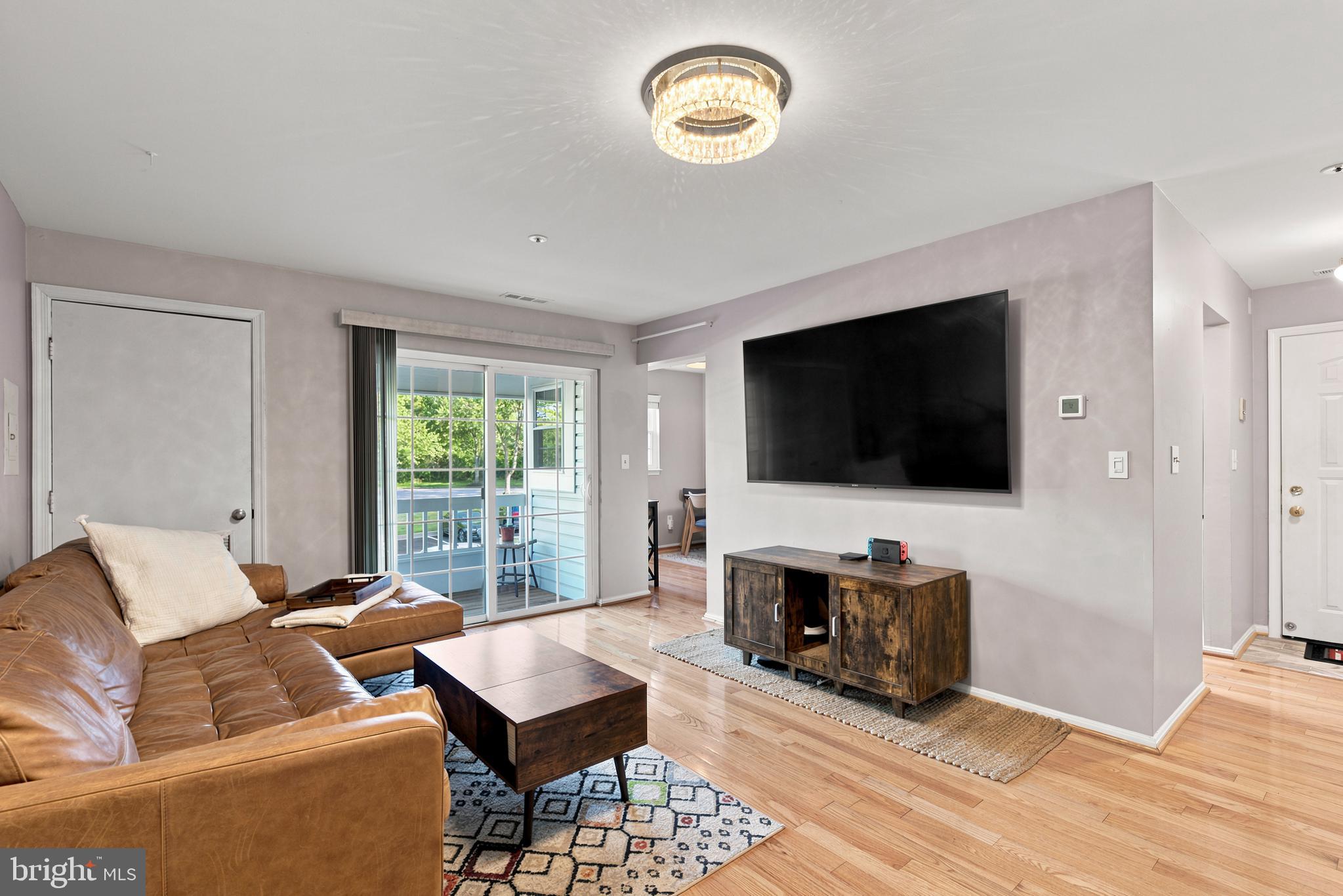 MONTGOMERY RUN - Residential
