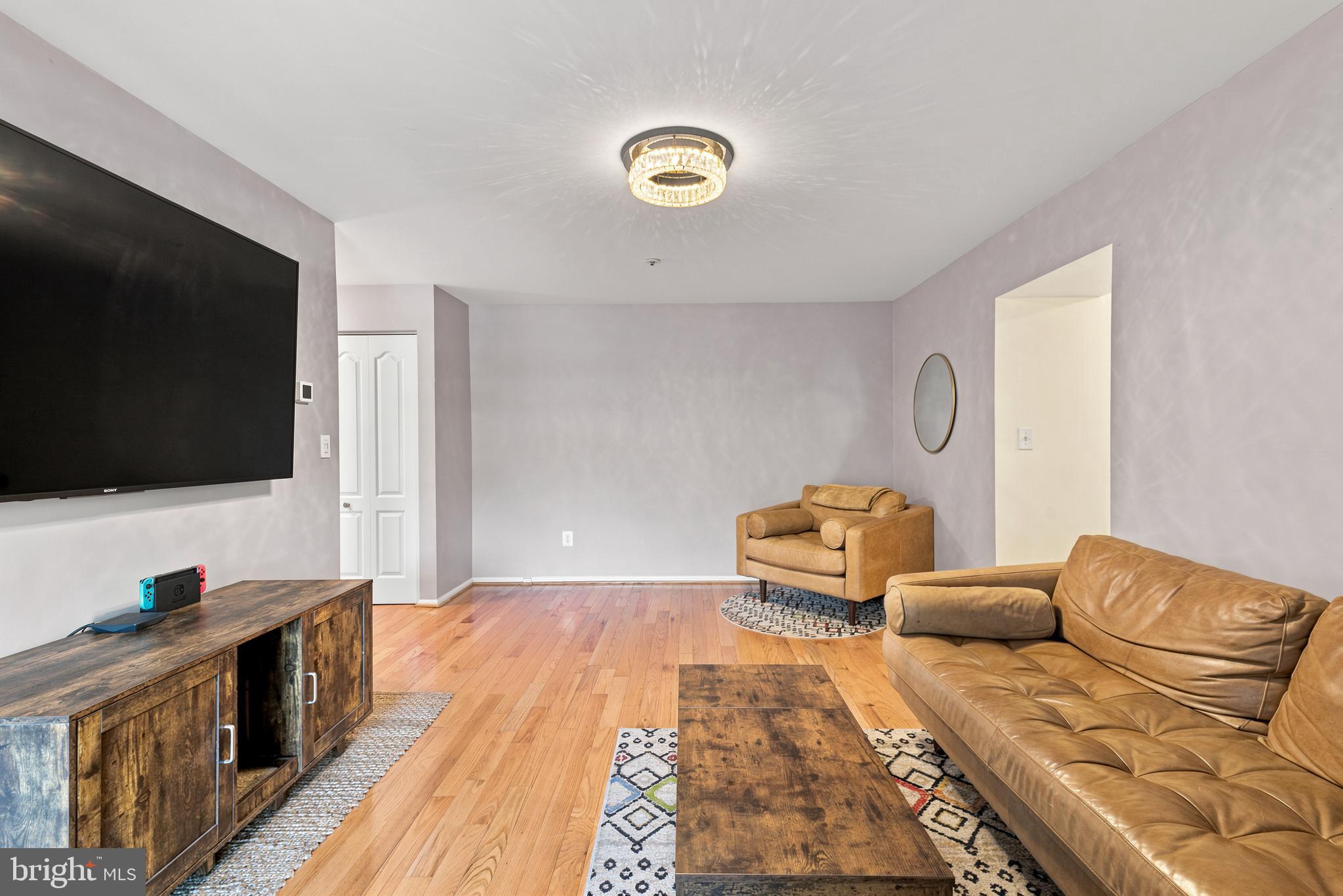 MONTGOMERY RUN - Residential