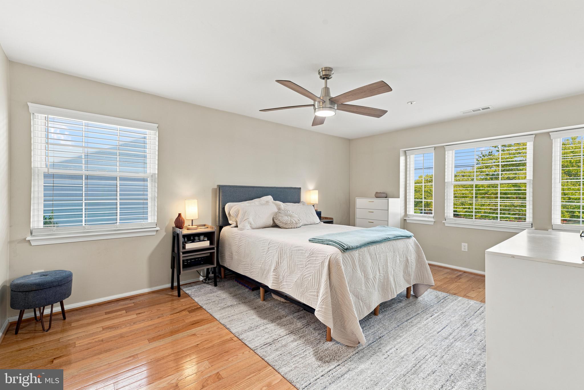 MONTGOMERY RUN - Residential