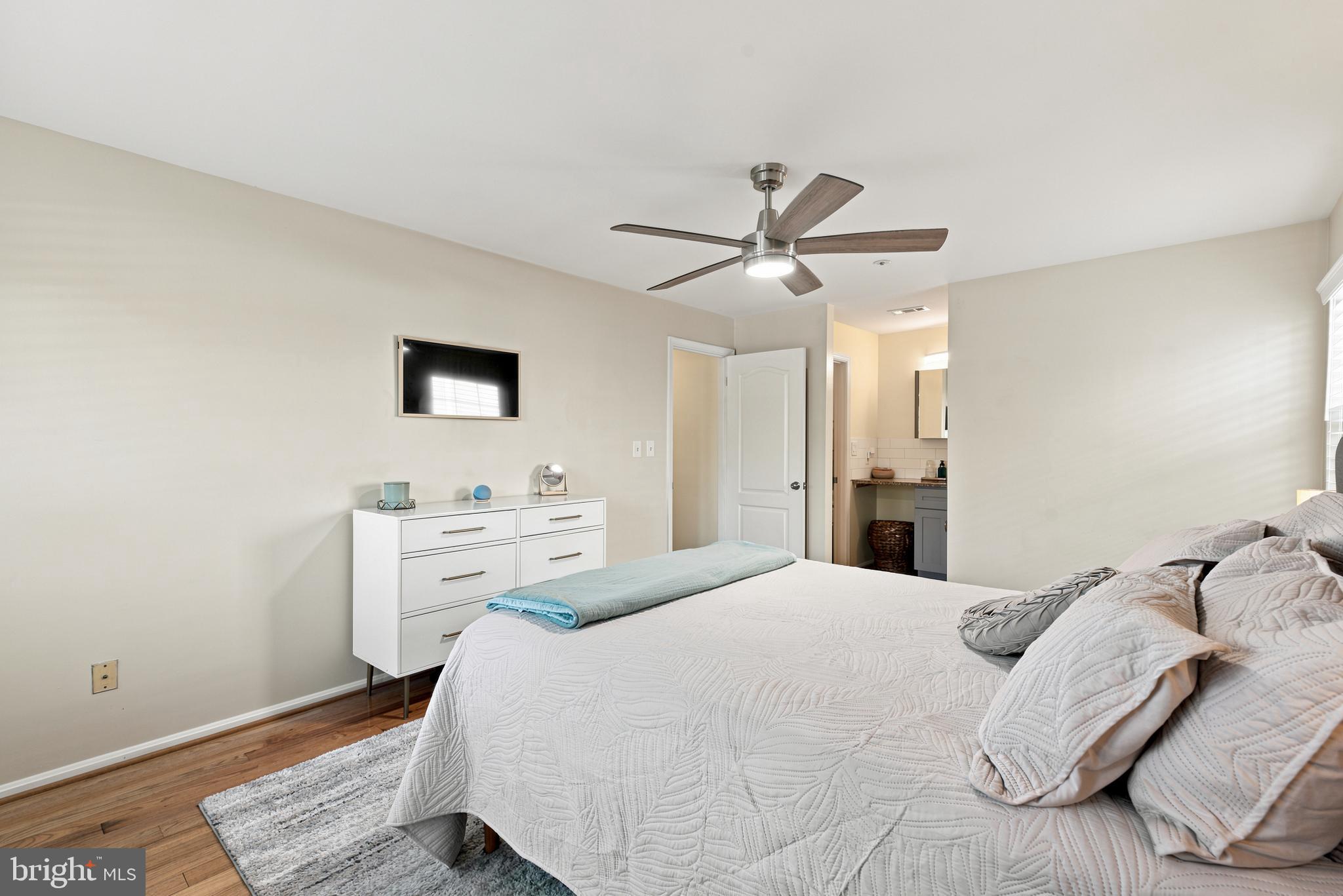 MONTGOMERY RUN - Residential