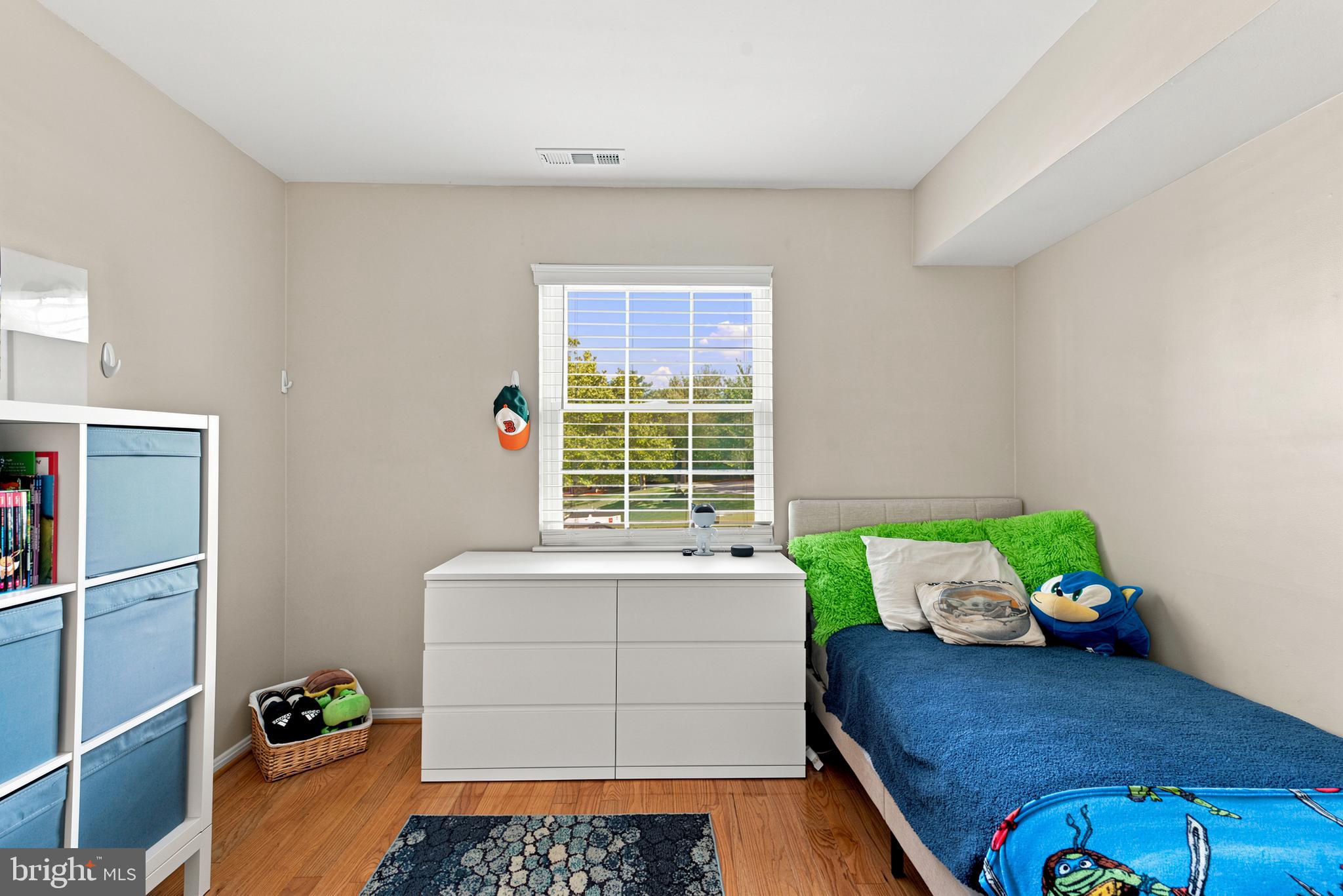 MONTGOMERY RUN - Residential
